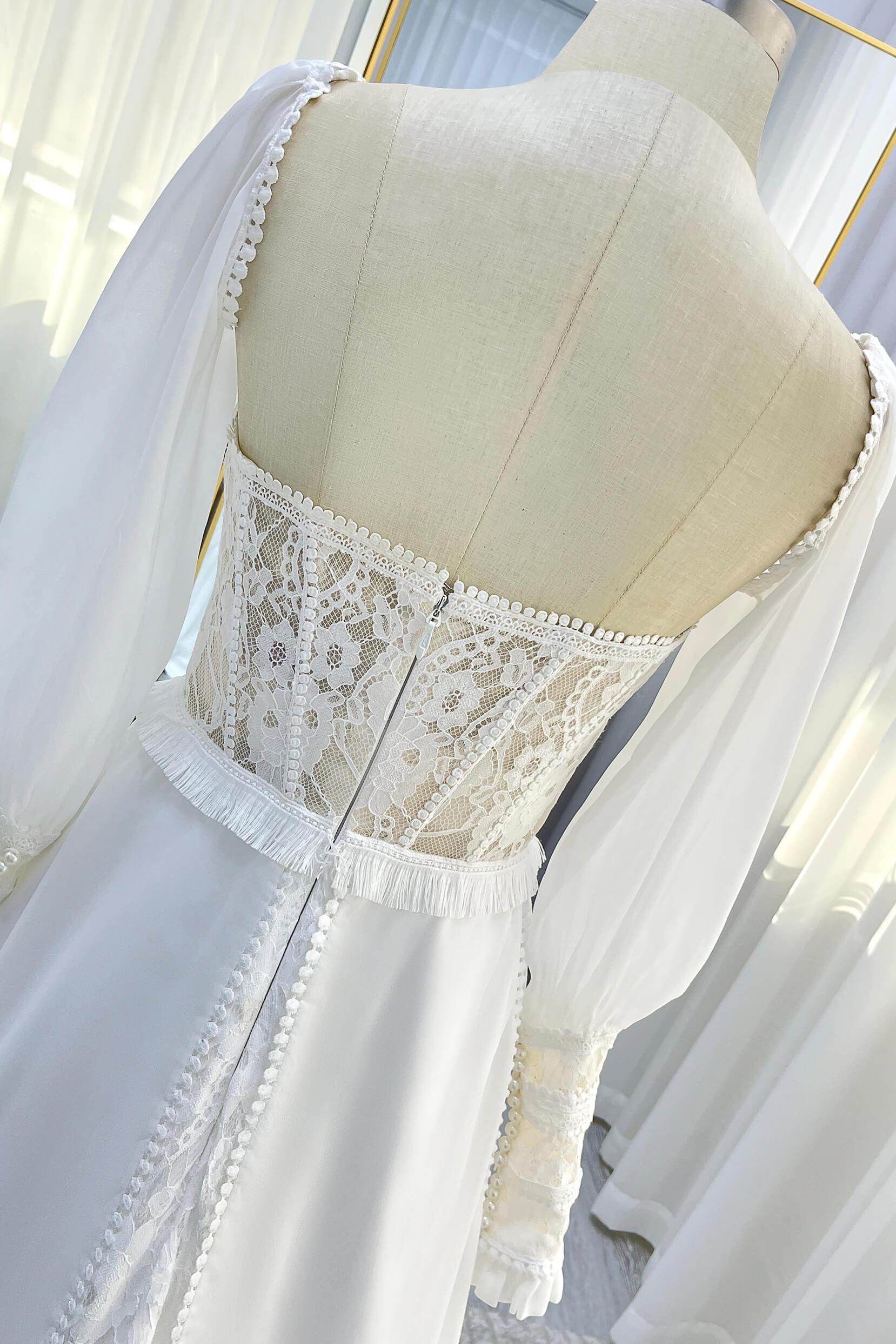 A-Line Court Train Chiffon Lace Wedding Dress CW3357 - COCOMELODY