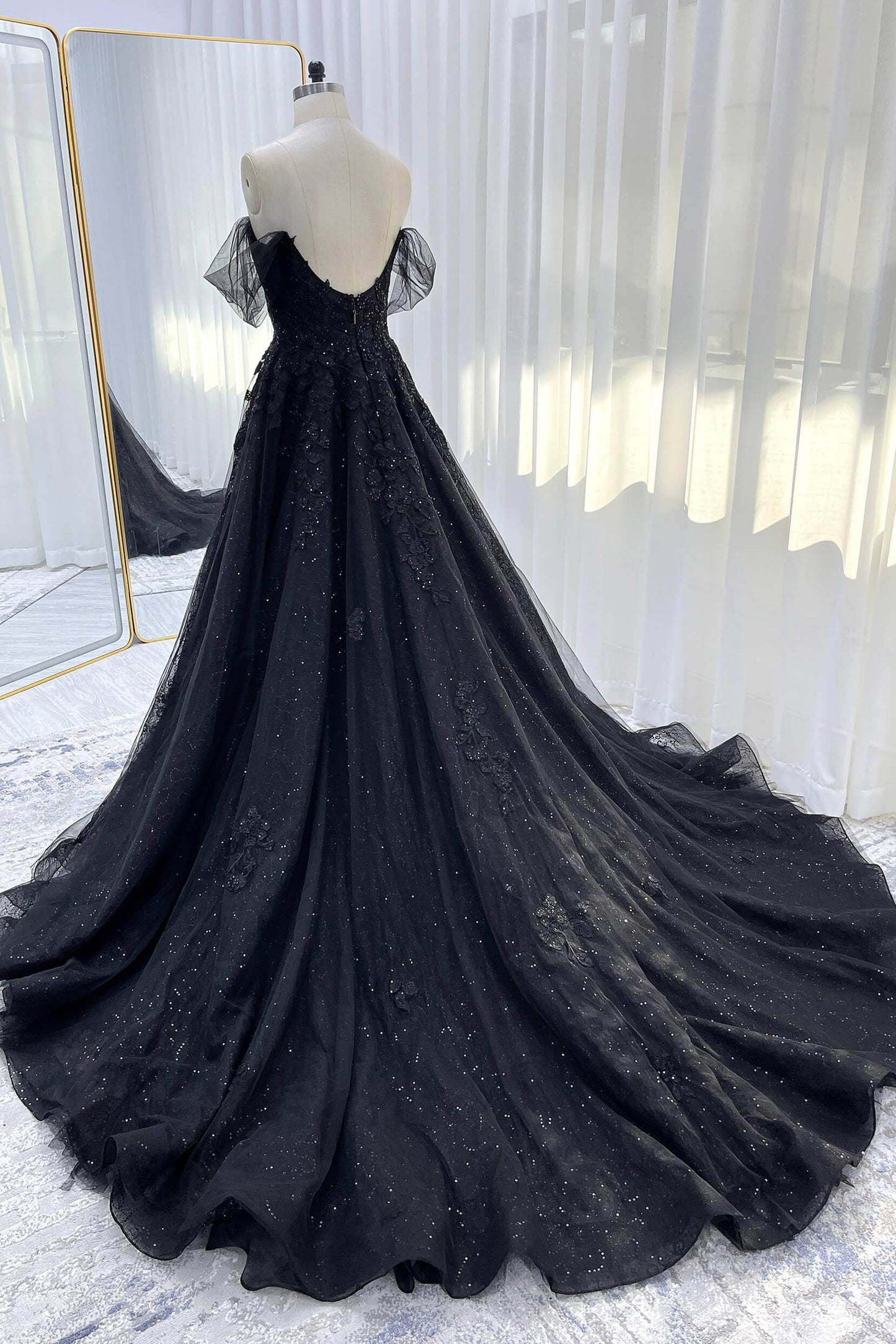 A-Line Court Train Sparkle Tulle Wedding Dress CW3527 - COCOMELODY