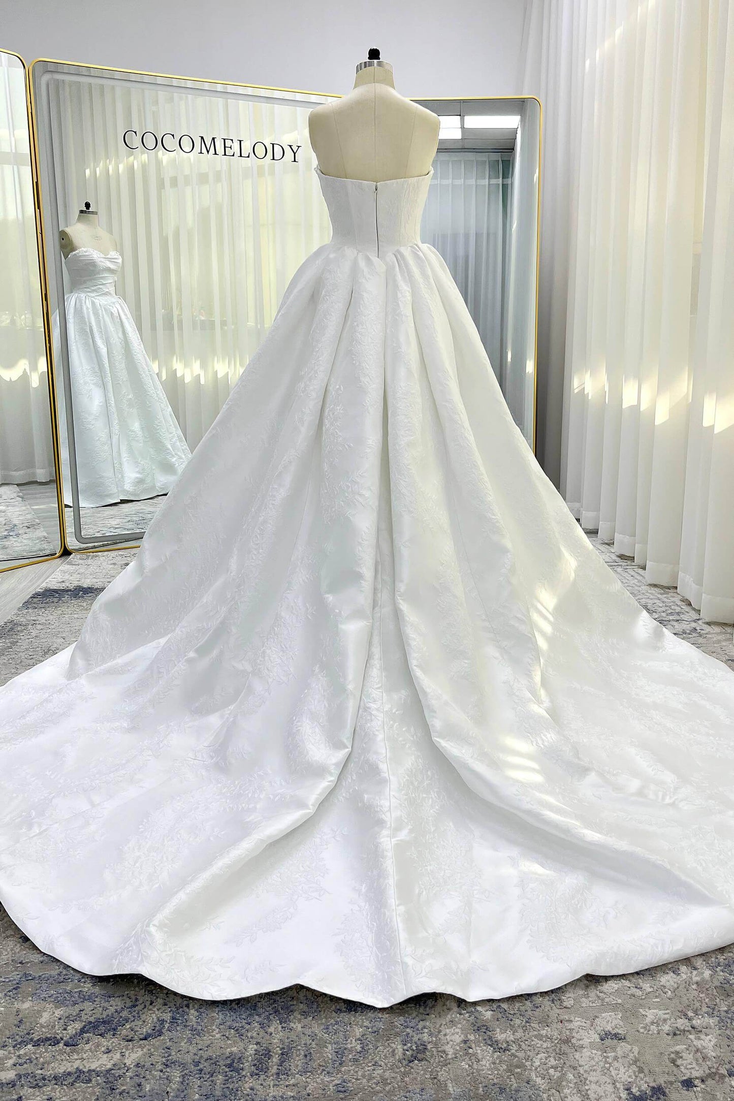Ball Gown Court Train Jacquard Satin Wedding Dress CW3532 - COCOMELODY
