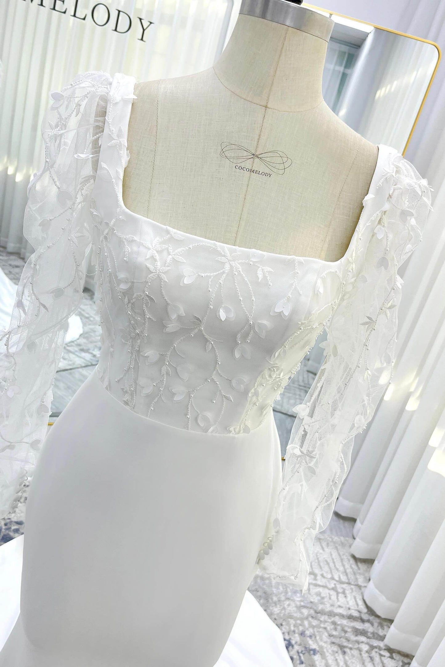 Trumpet-Mermaid Court Train Stretch Satin Wedding Dress CW3537 - COCOMELODY
