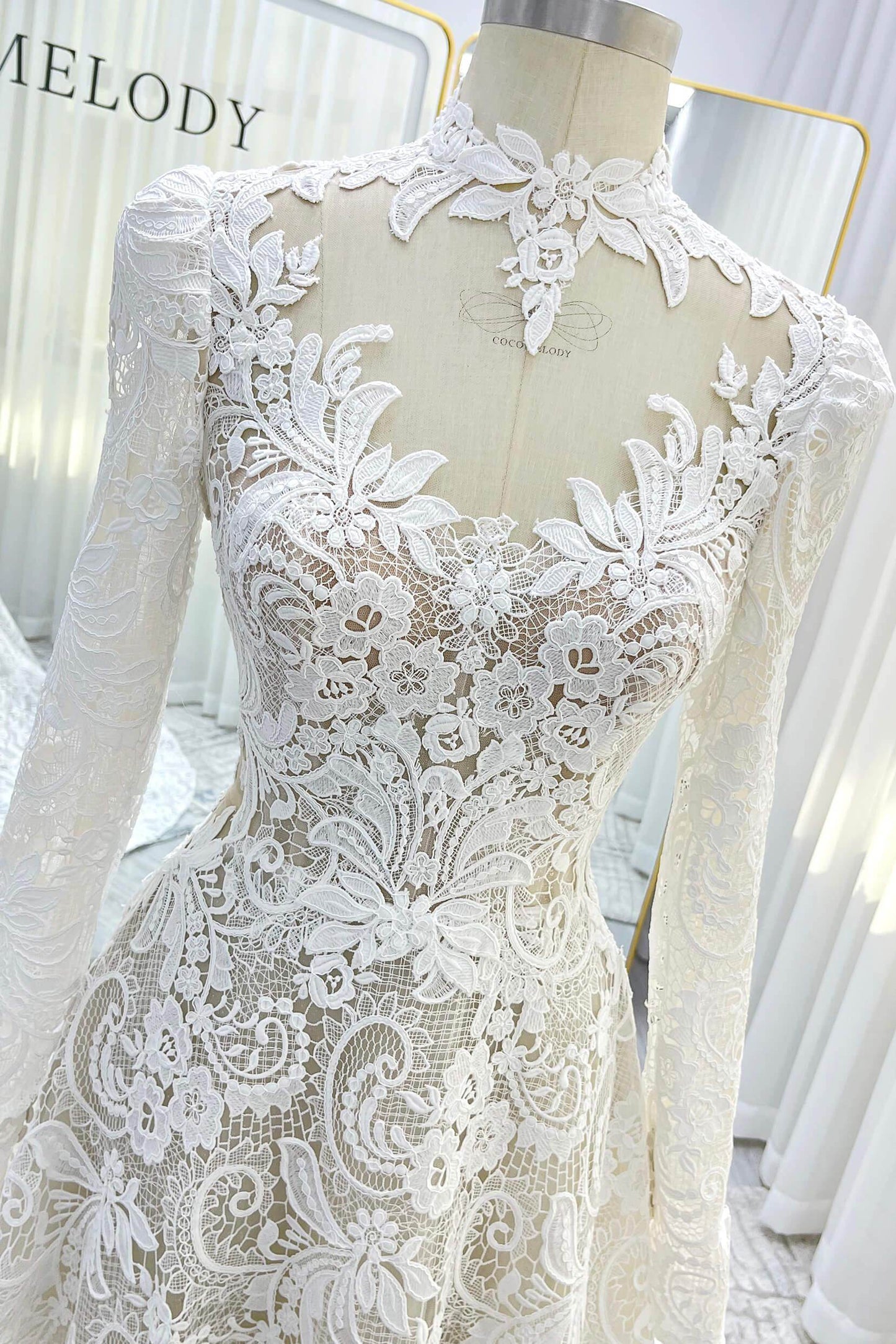 A-Line Court Train Lace Tulle Wedding Dress CW3538 - COCOMELODY