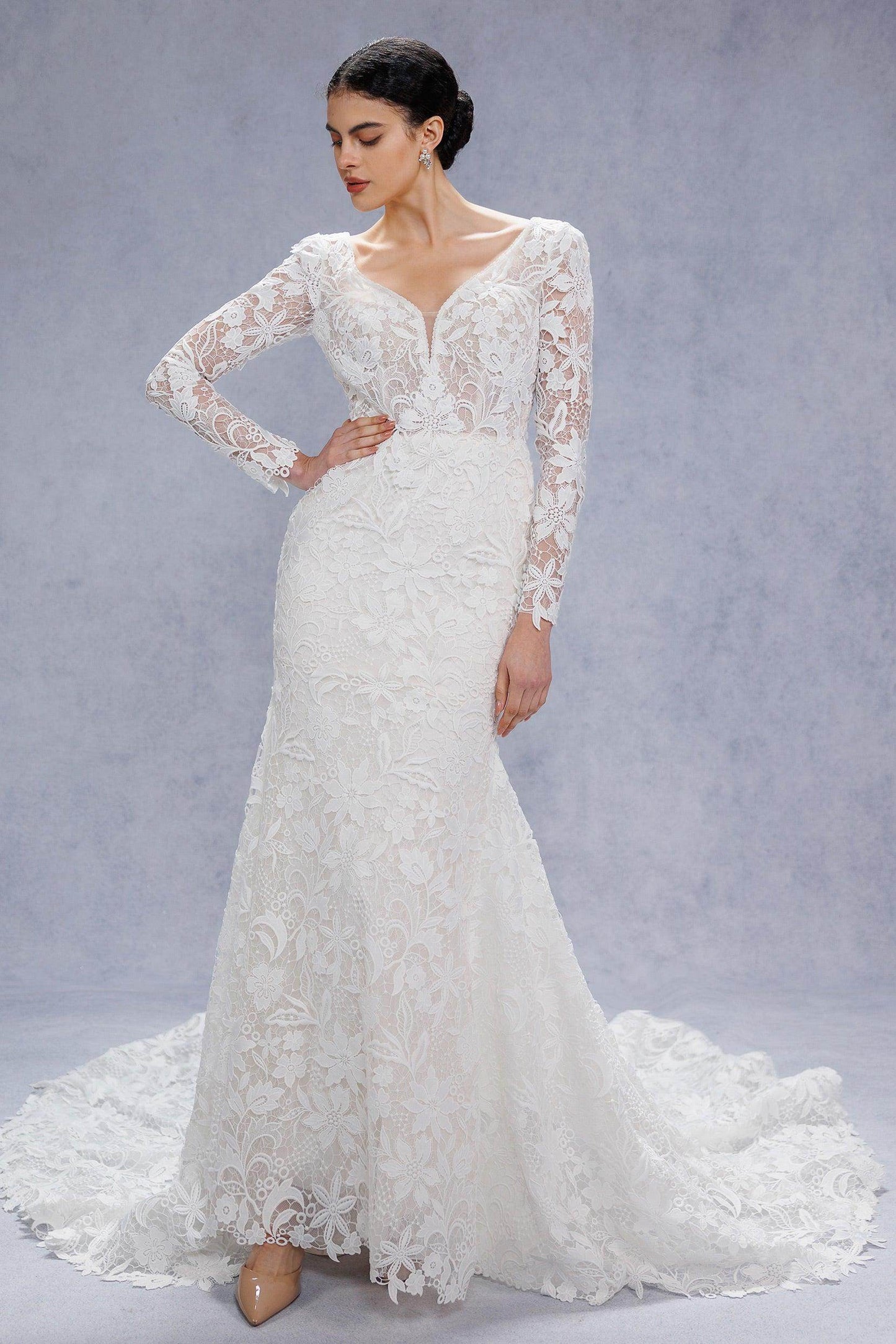 Trumpet-Mermaid Court Train Lace Tulle Wedding Dress CW3540 - COCOMELODY