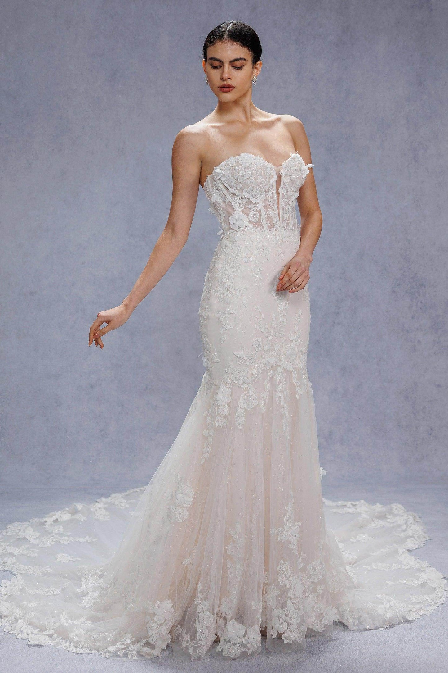 Trumpet-Mermaid Chapel Train Lace Tulle Wedding Dress CW3541 - COCOMELODY