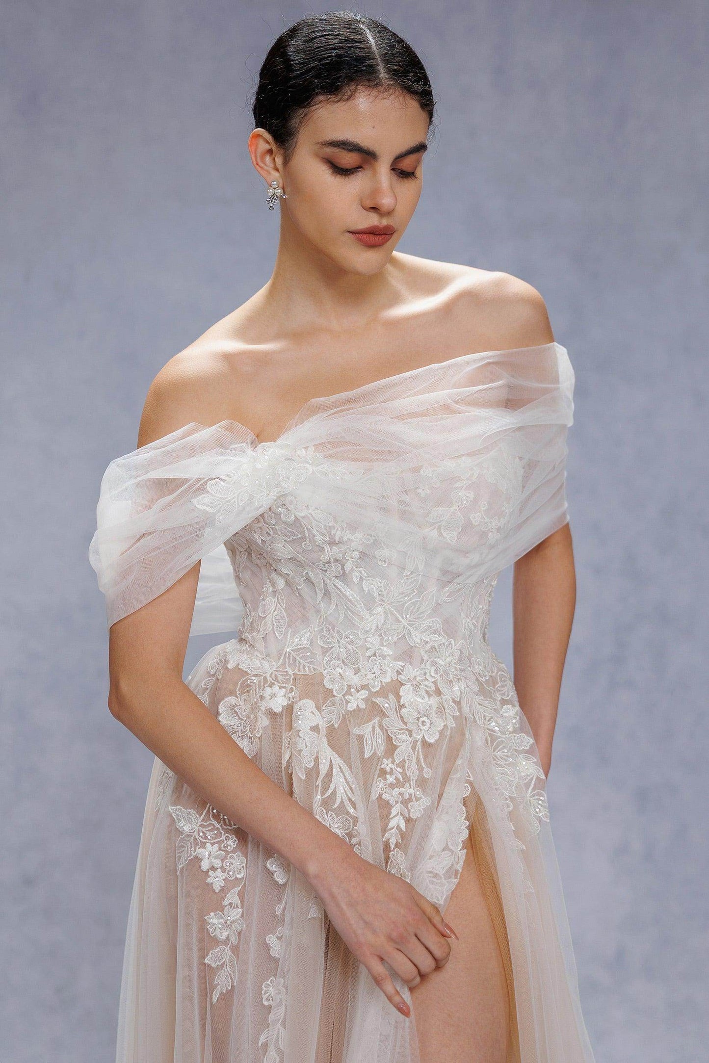 A-Line Court Train Lace Tulle Wedding Dress CW3542 - COCOMELODY