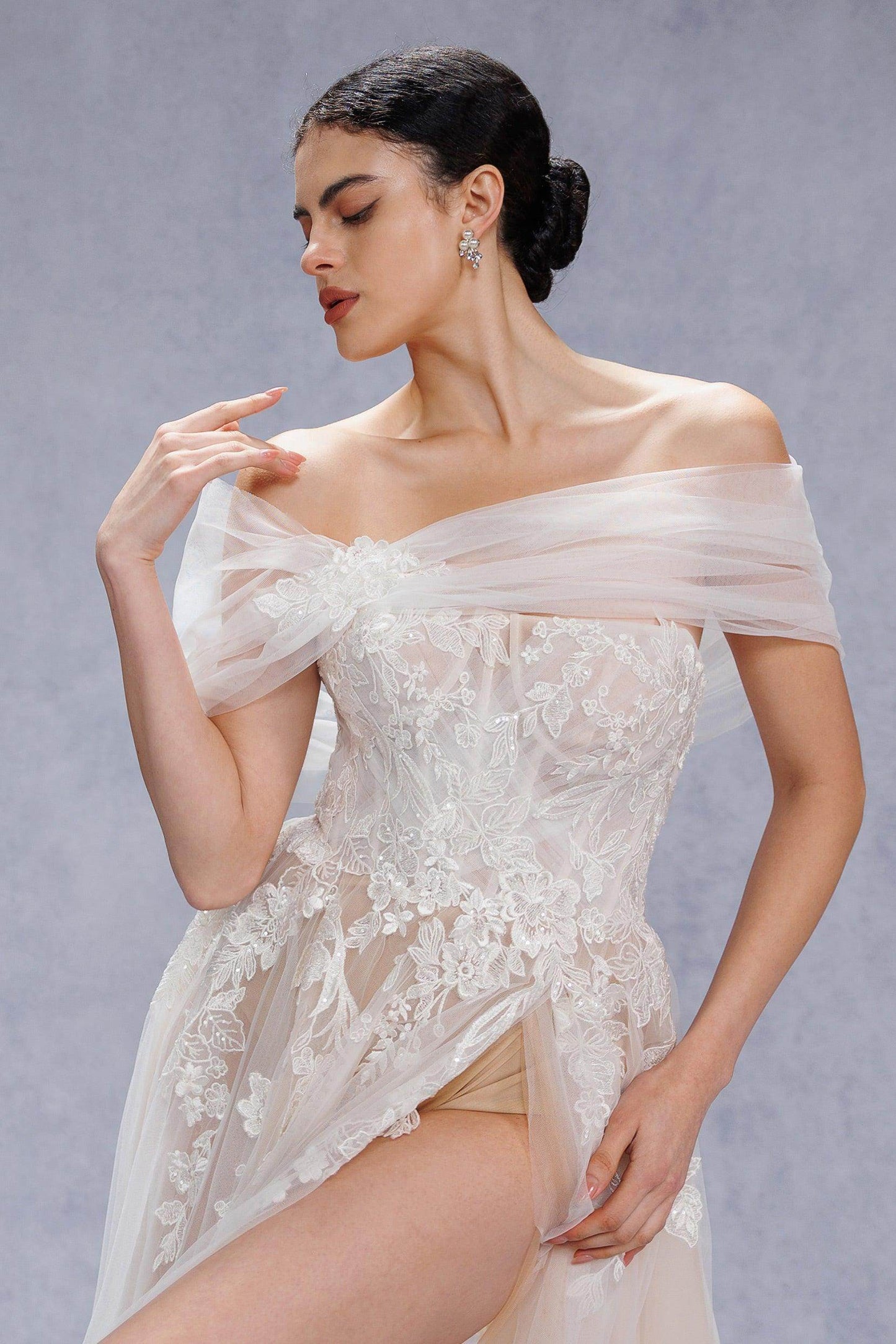 A-Line Court Train Lace Tulle Wedding Dress CW3542 - COCOMELODY