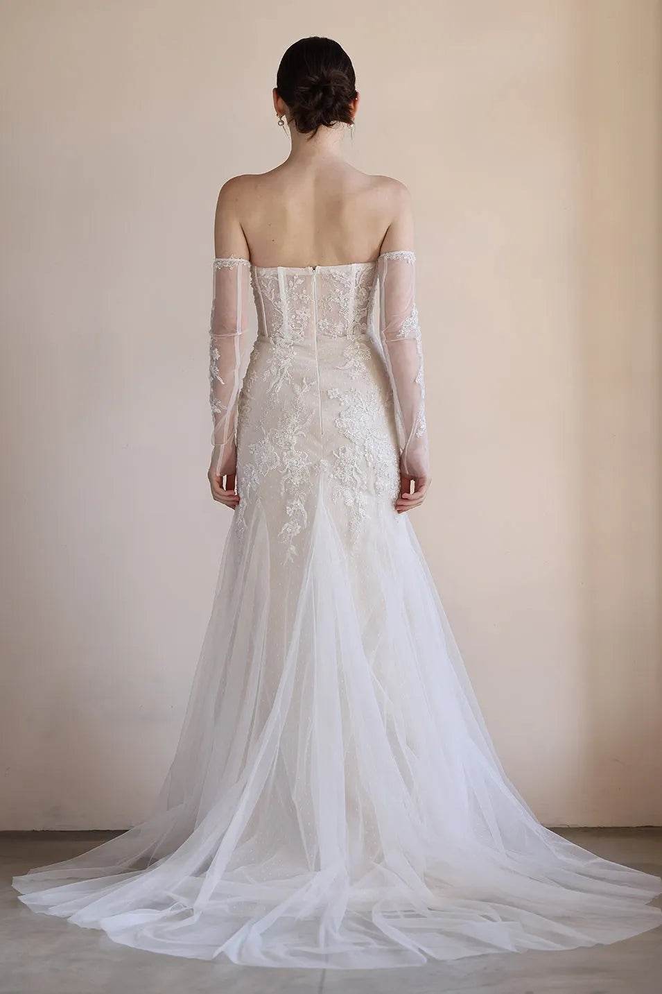 Trumpet-Mermaid Court Train Lace Tulle Wedding Dress CW3544 - COCOMELODY