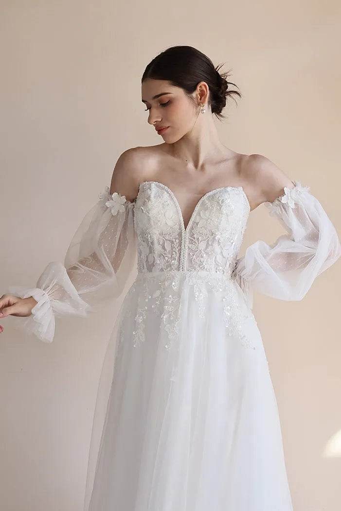 A-Line Sweep-Brush Train Lace Tulle Wedding Dress CW3548 - COCOMELODY