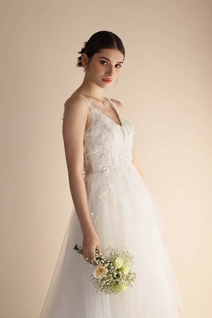 A-Line Sweep-Brush Train Lace Tulle Wedding Dress CW3550 - COCOMELODY