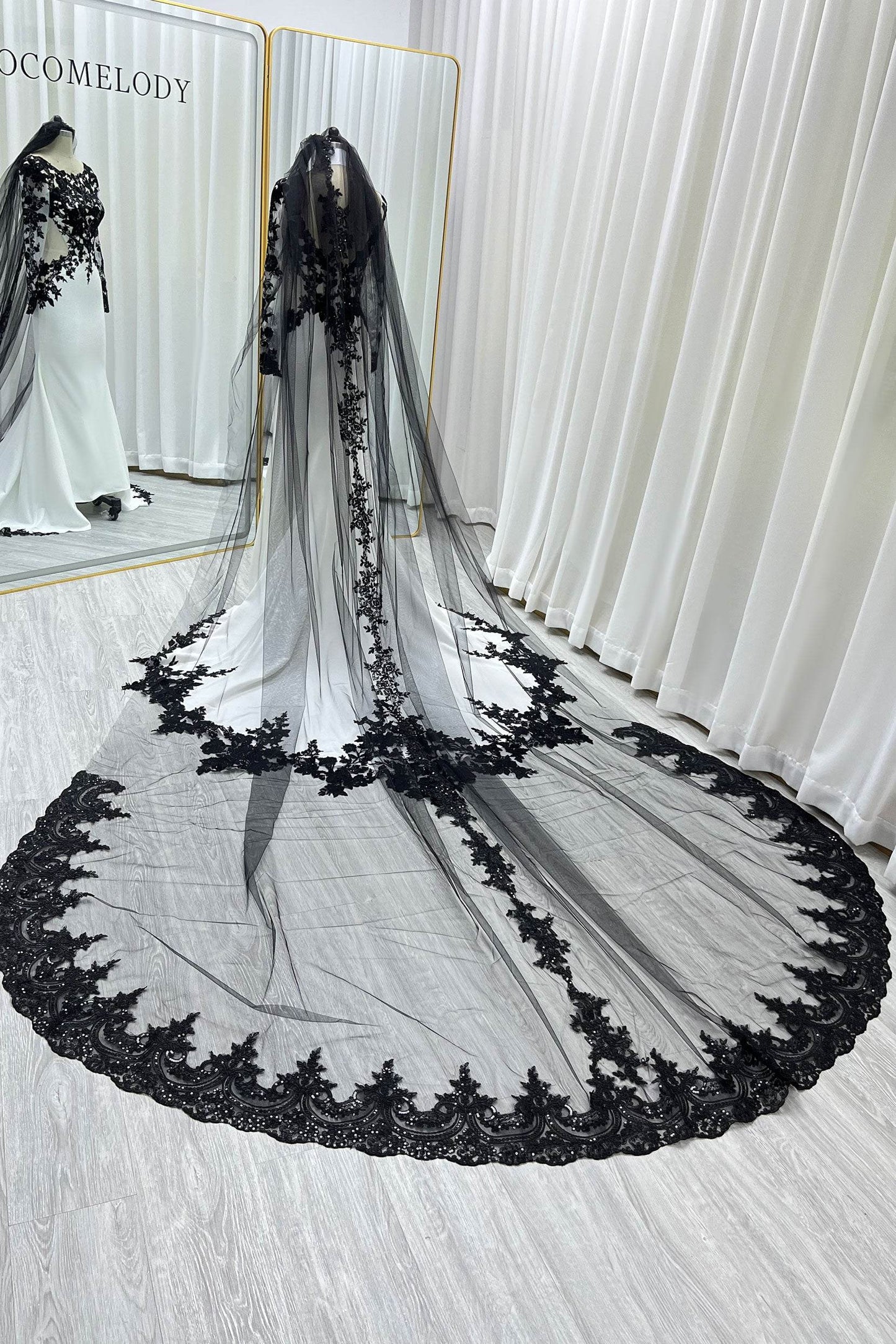 Trumpet-Mermaid Chapel Train Elastic Satin Wedding Dress CW3586 - COCOMELODY