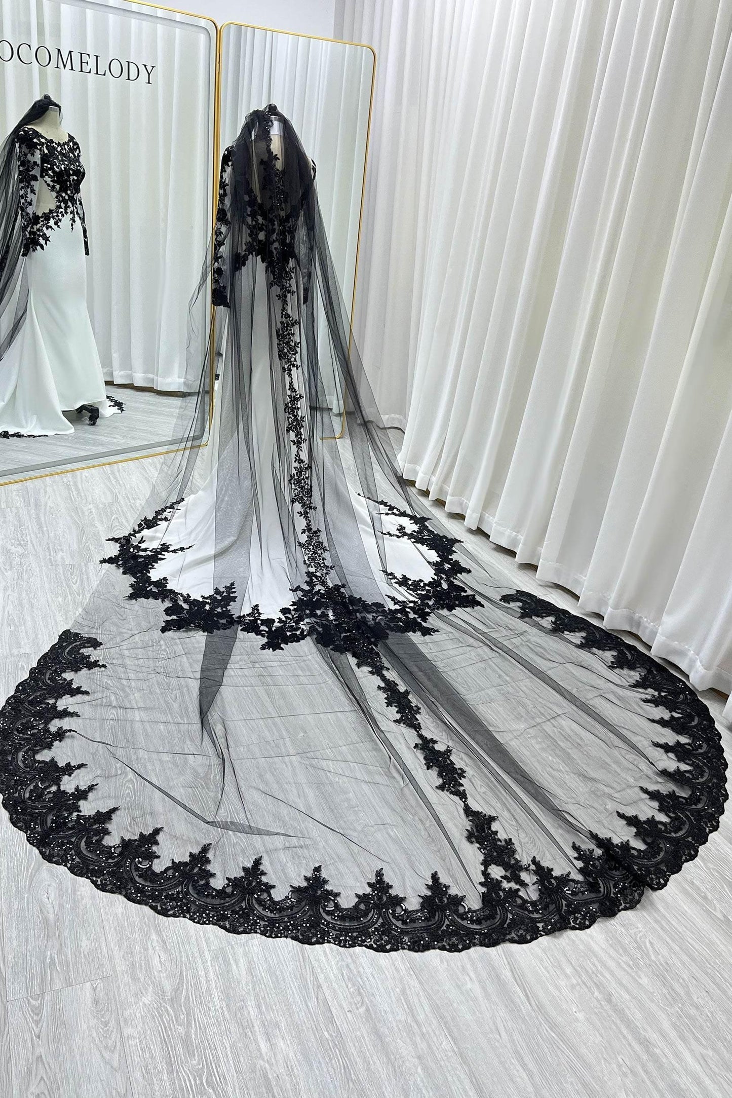 Trumpet-Mermaid Chapel Train Elastic Satin Wedding Dress CW3586 - COCOMELODY