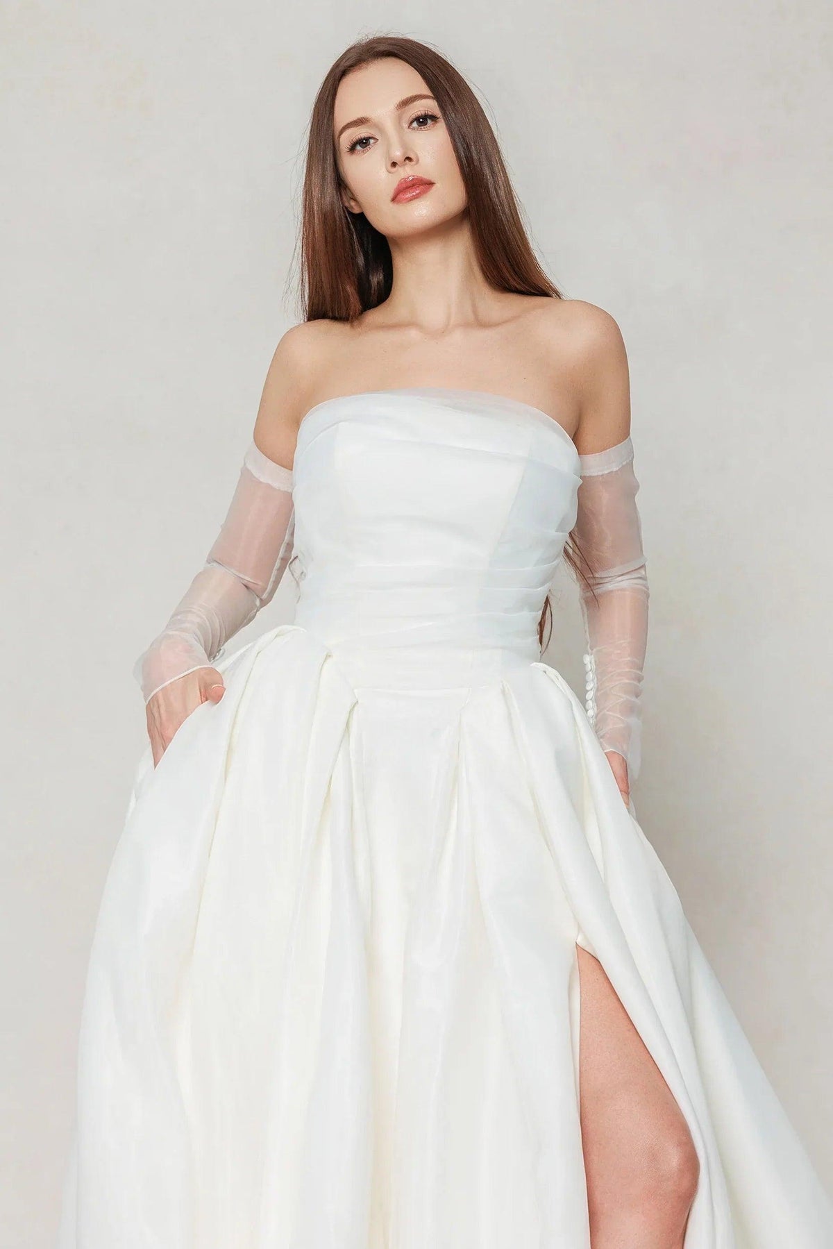 Ball Gown Chapel Train Organza Wedding Dress CW3591 - 45 Days / Ivory / US0-UK2-EUR30 - COCOMELODY