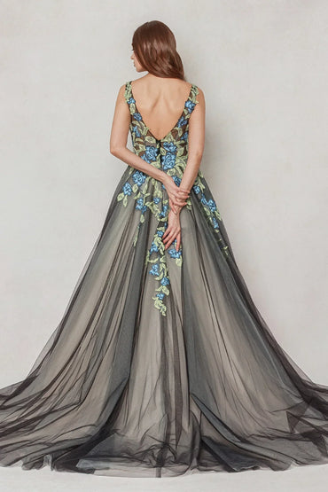 A-Line Sweep-Brush Train Tulle Wedding Dress CW3611 - COCOMELODY