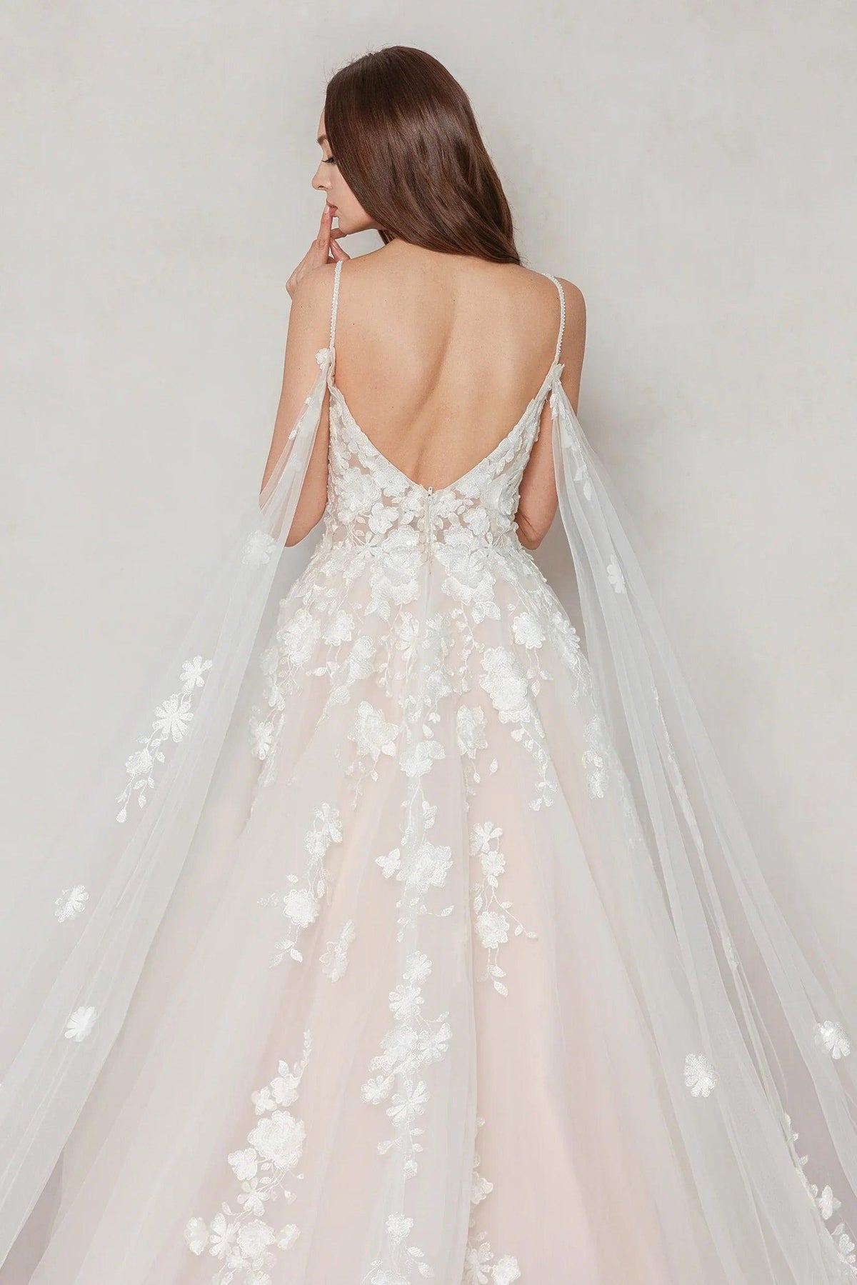 A-Line Sweep-Brush Train Tulle Wedding Dress CW3629 - COCOMELODY
