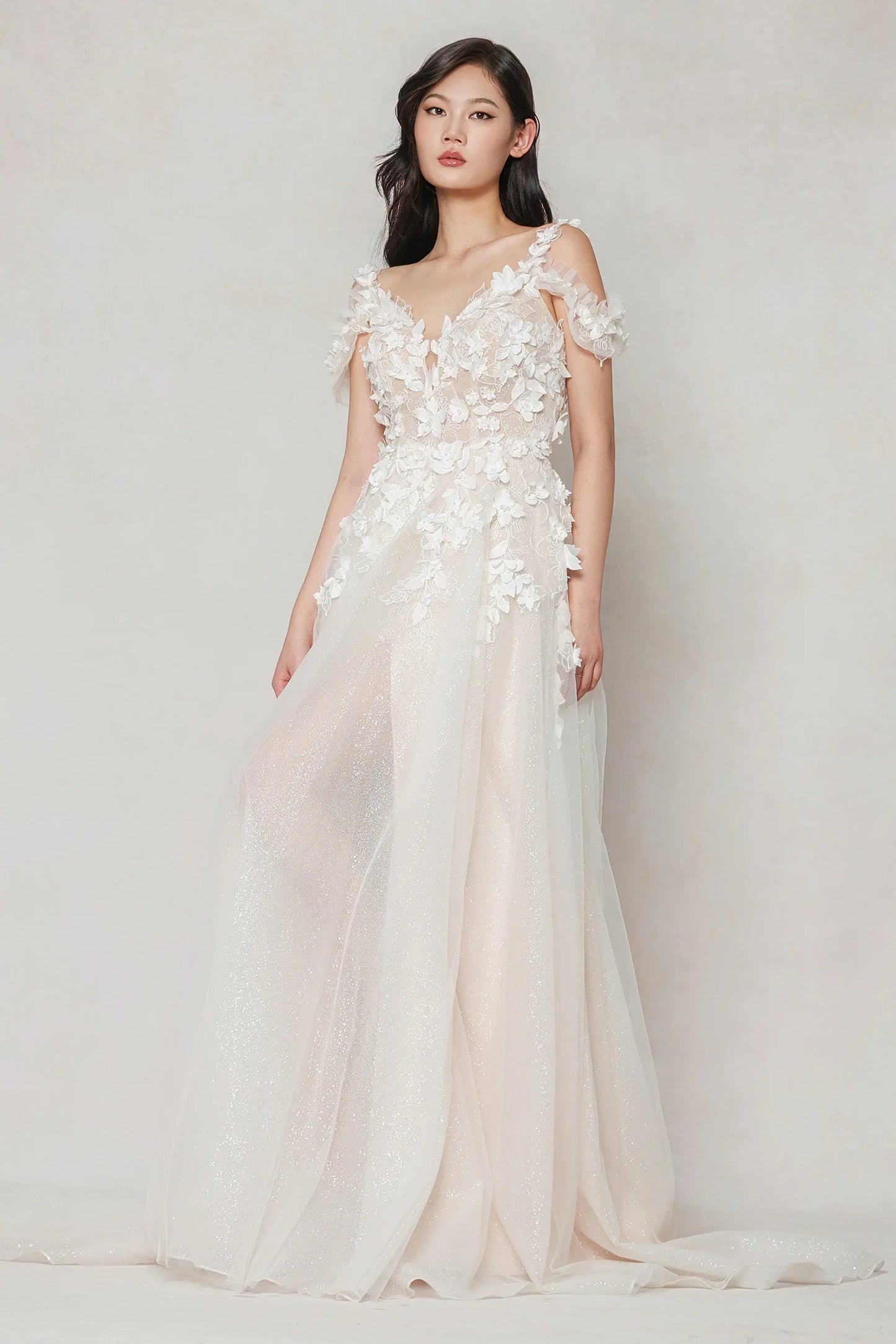 A-Line Sweep-Brush Train Tulle Wedding Dress CW3630 - COCOMELODY