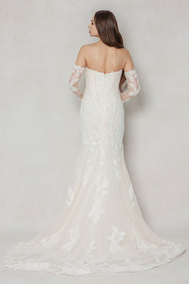 Trumpet-Mermaid Court Train Tulle Wedding Dress CW3639