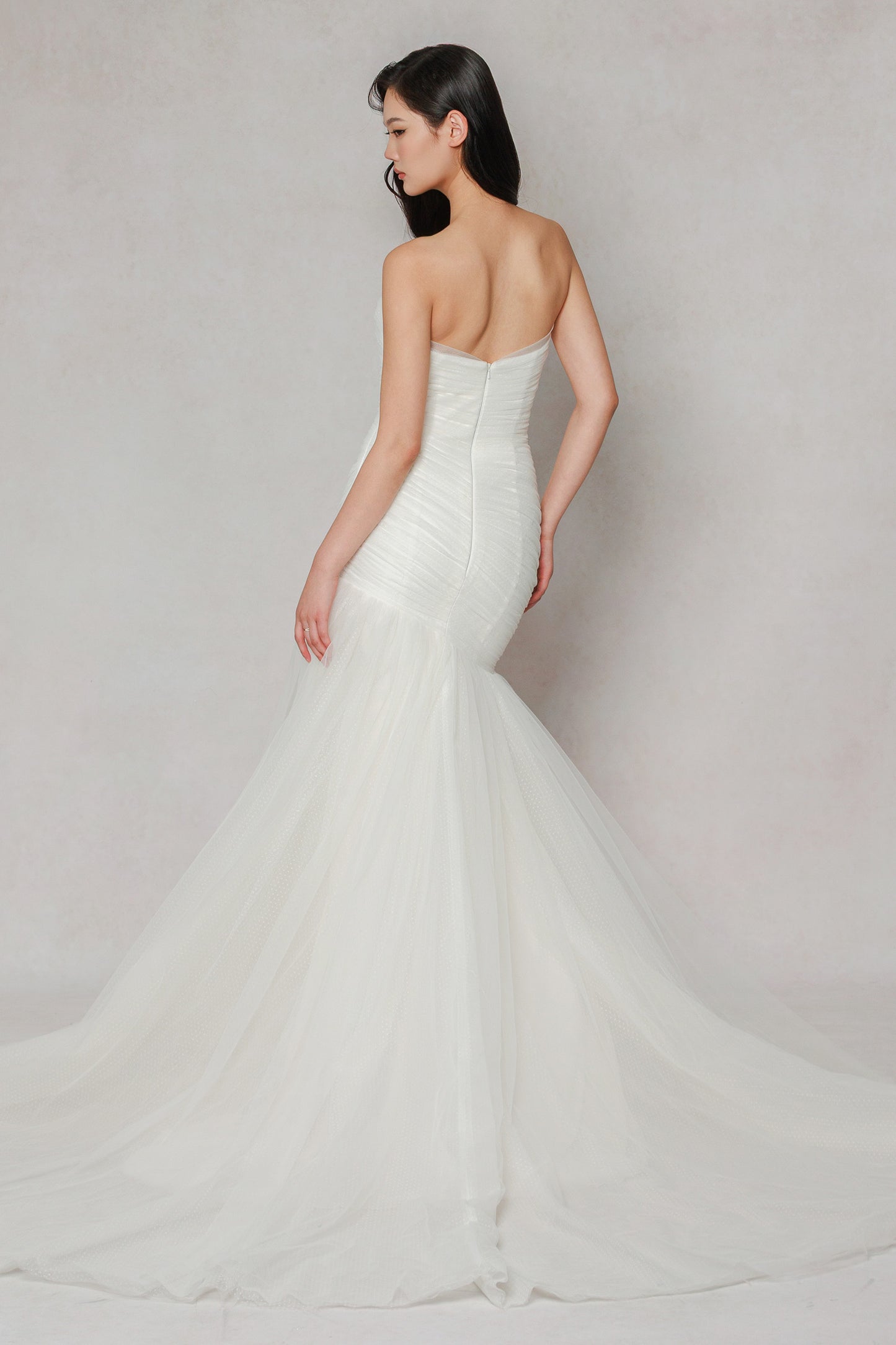 Trumpet-Mermaid Court Train Dot Tulle Wedding Dress CW3644