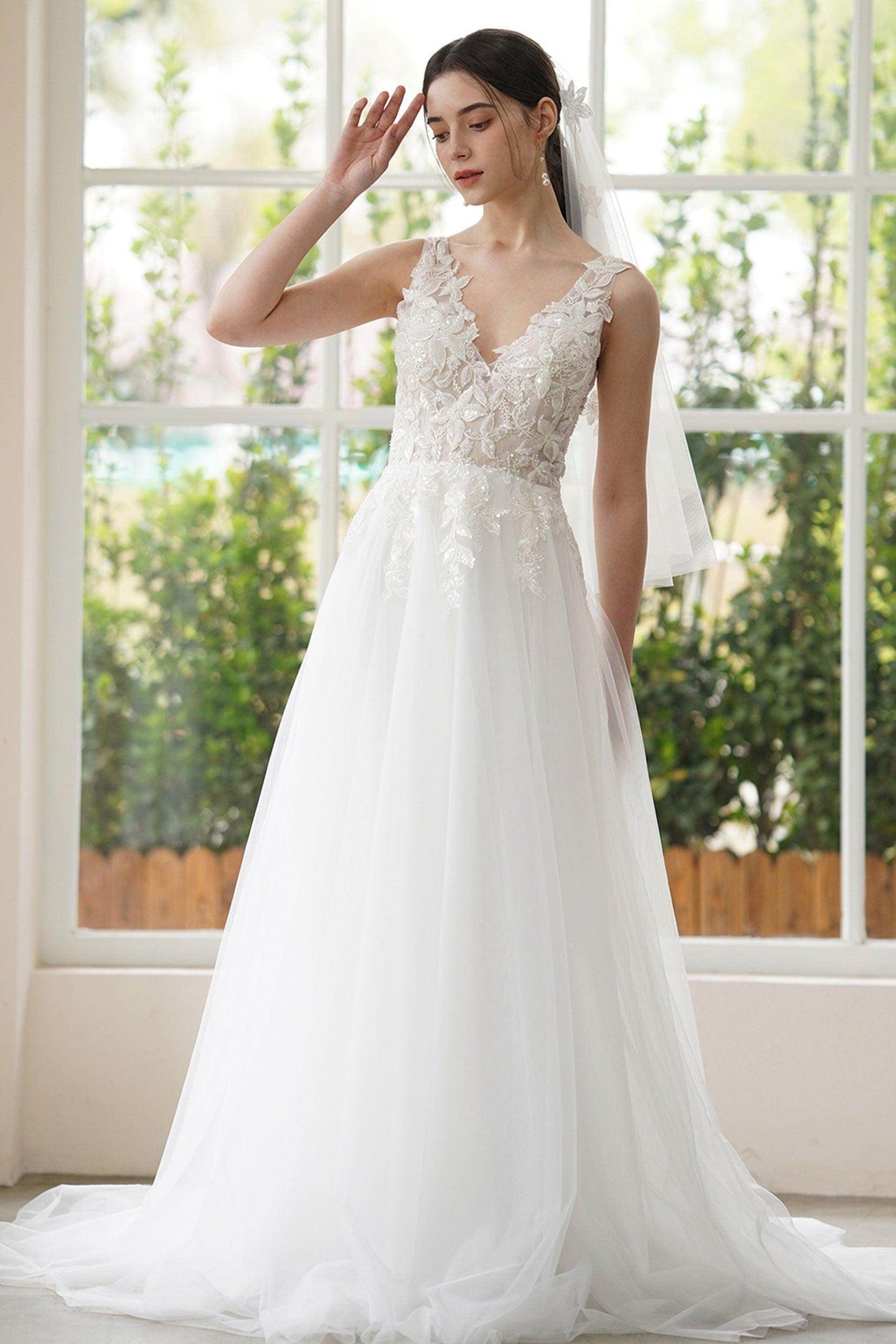 A-Line Sweep-Brush Train Lace Tulle Wedding Dress CW3306 - COCOMELODY