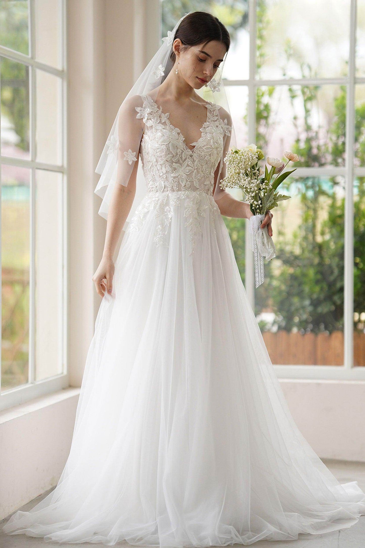 A-Line Sweep-Brush Train Lace Tulle Wedding Dress CW3306 - COCOMELODY