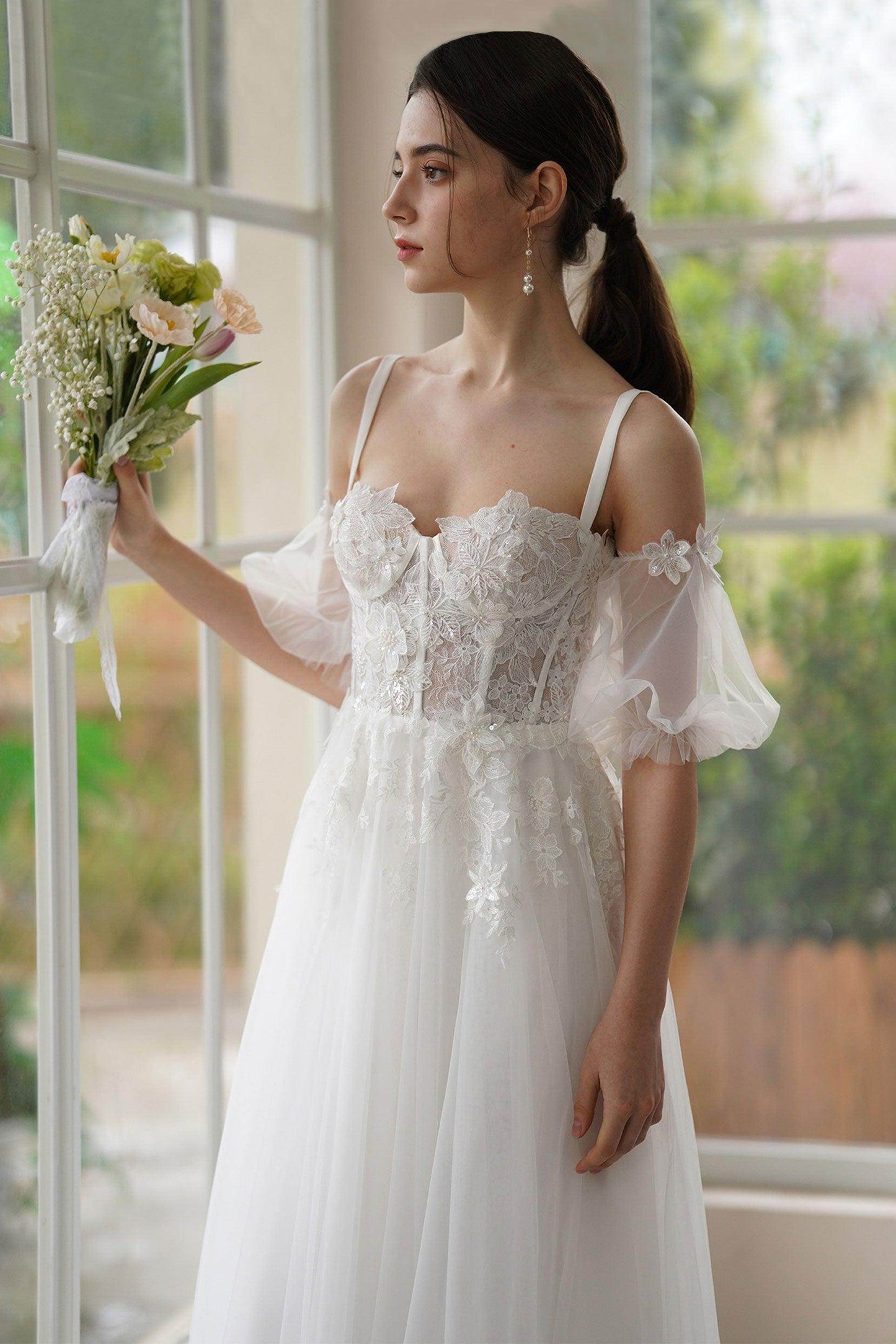 A-Line Sweep-Brush Train Lace Tulle Wedding Dress CW3307 - COCOMELODY
