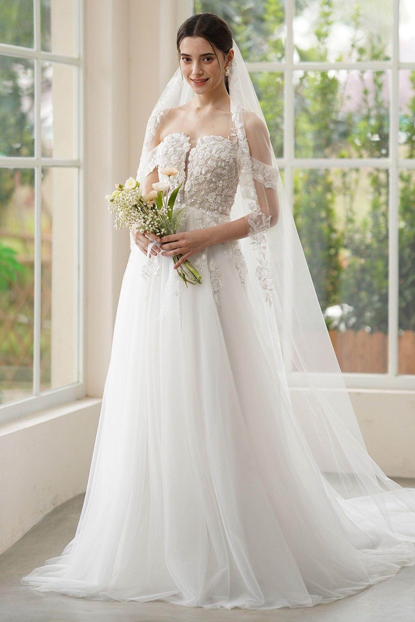 A-Line Sweep-Brush Train Lace Tulle Wedding Dress CW3314 - COCOMELODY