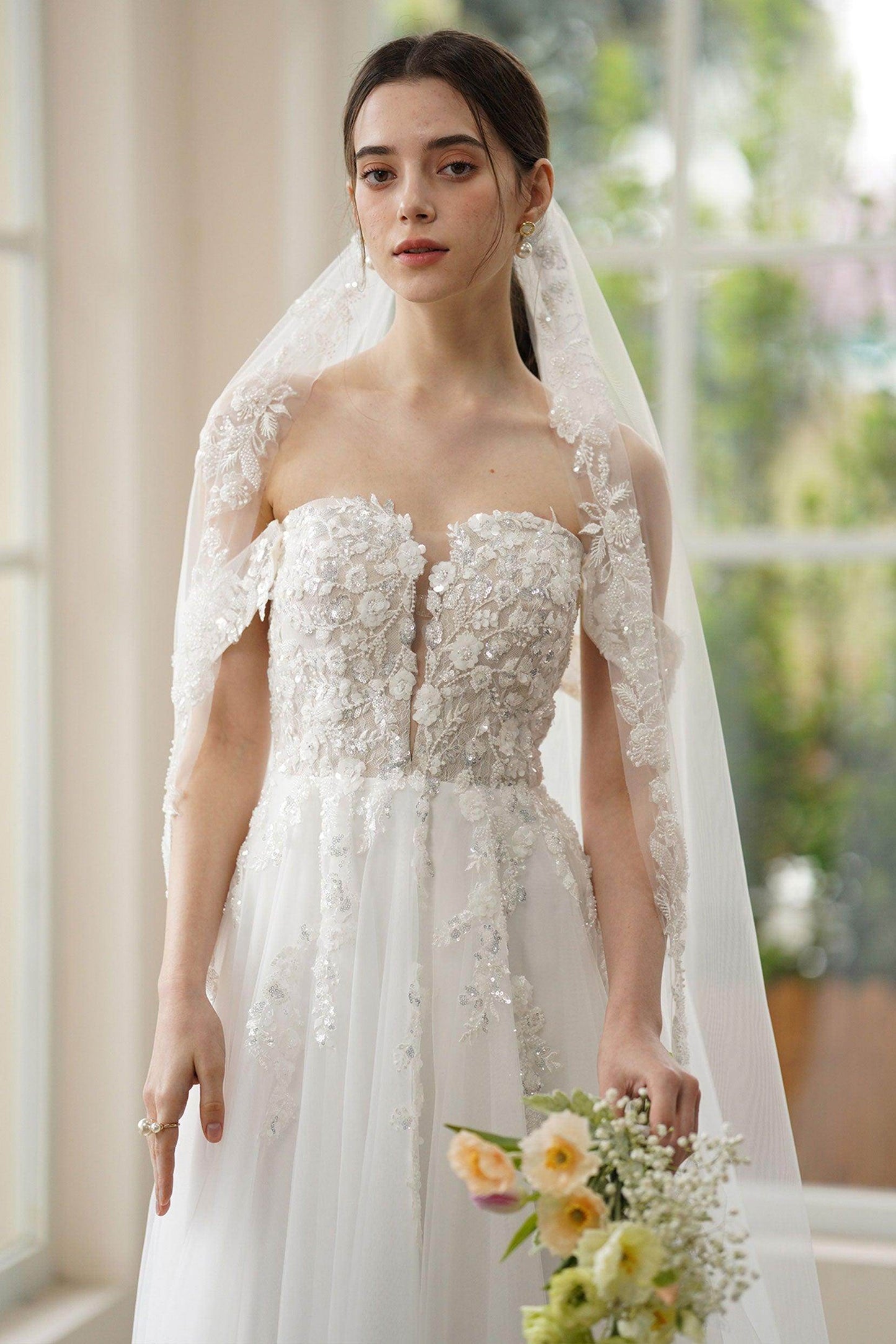 A-Line Sweep-Brush Train Lace Tulle Wedding Dress CW3314 - COCOMELODY