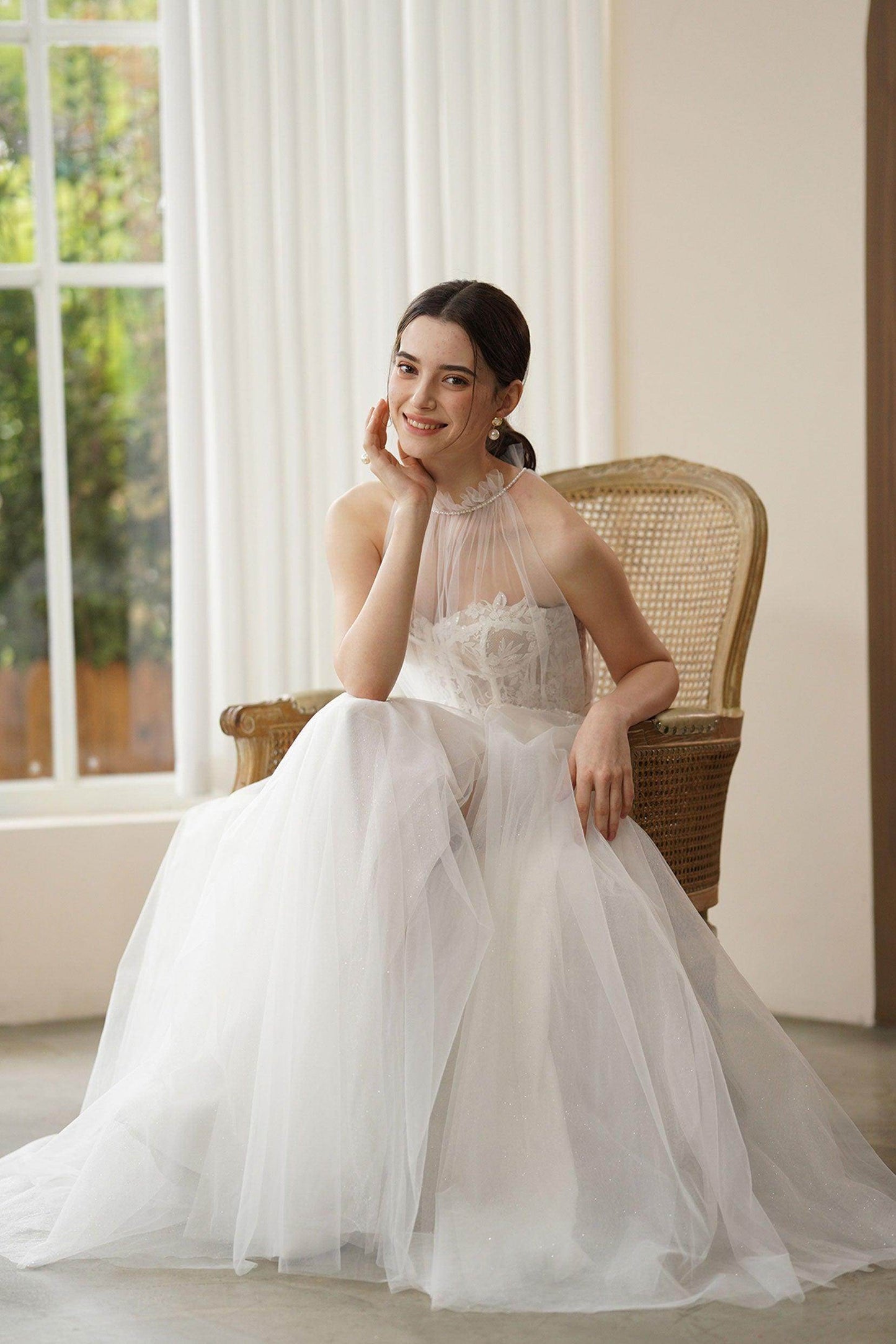 A-Line Sweep-Brush Train Lace Tulle Wedding Dress CW3315 - COCOMELODY