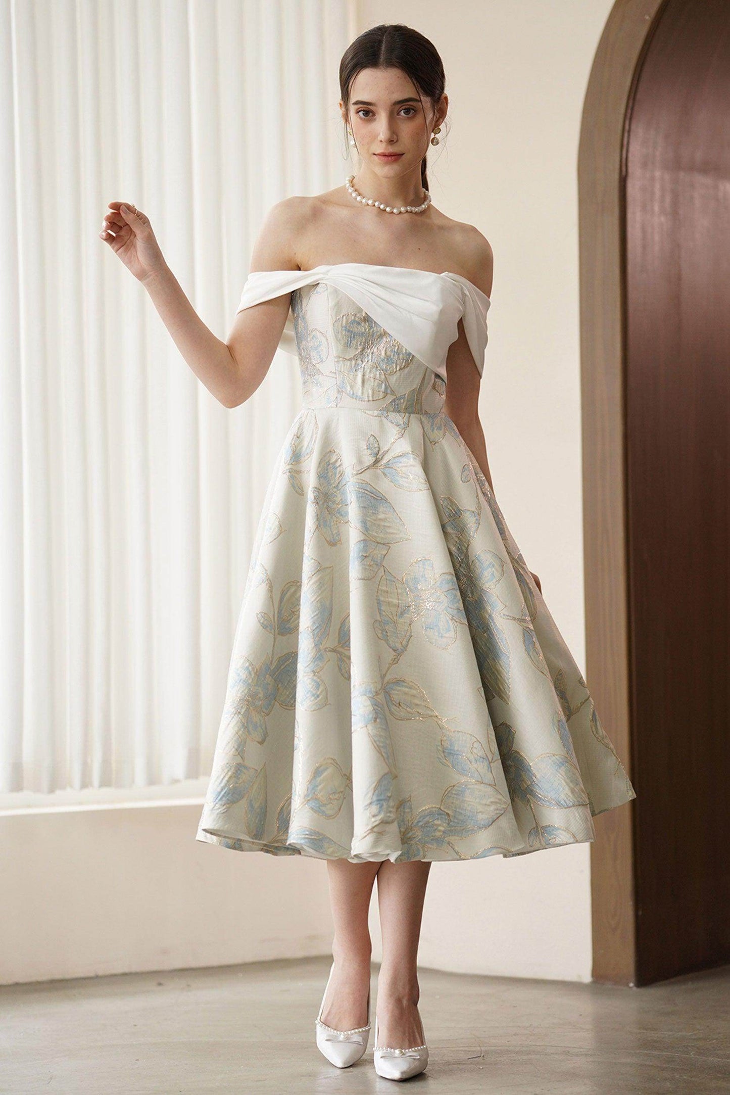 A-Line Tea Length Jacquard Satin Wedding Dress CW3318 - COCOMELODY