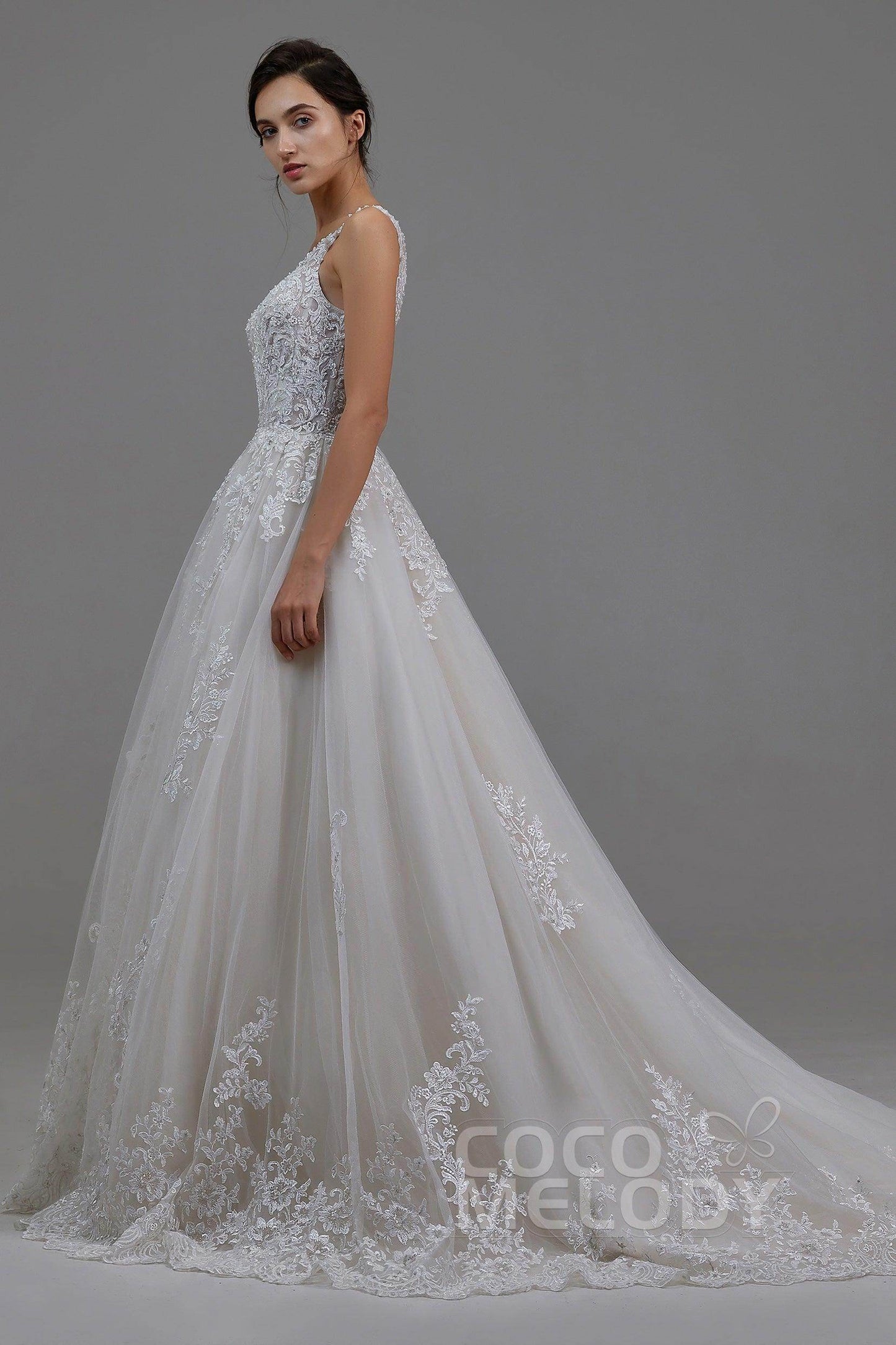 A-Line Court Train Tulle and Lace Wedding Dress LD5813 - COCOMELODY