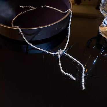 Flash diamond silver bow necklace  814239703094