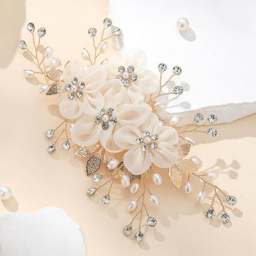 Beautiful white flower handcrafted hair clip Wedding hair accessories Diamond pearl hair clip 753896048928 - COCOMELODY