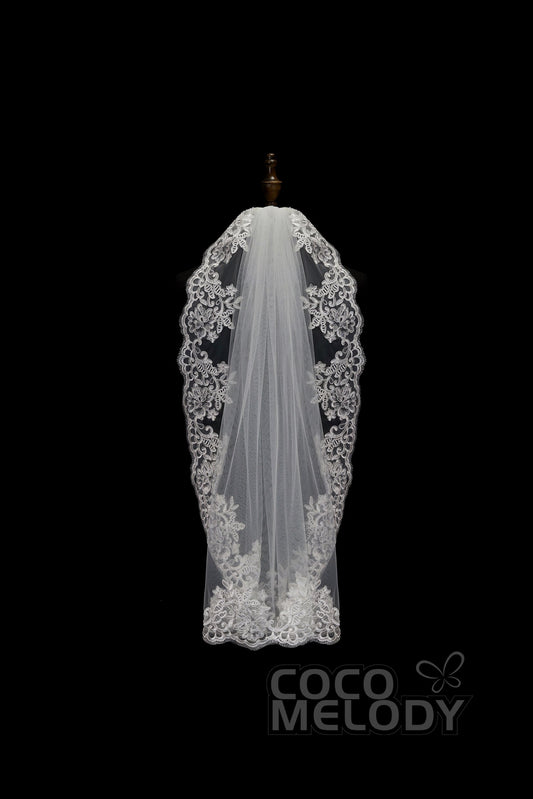 One-tier Lace Edge Tulle Hip Veils with Appliques AV180006