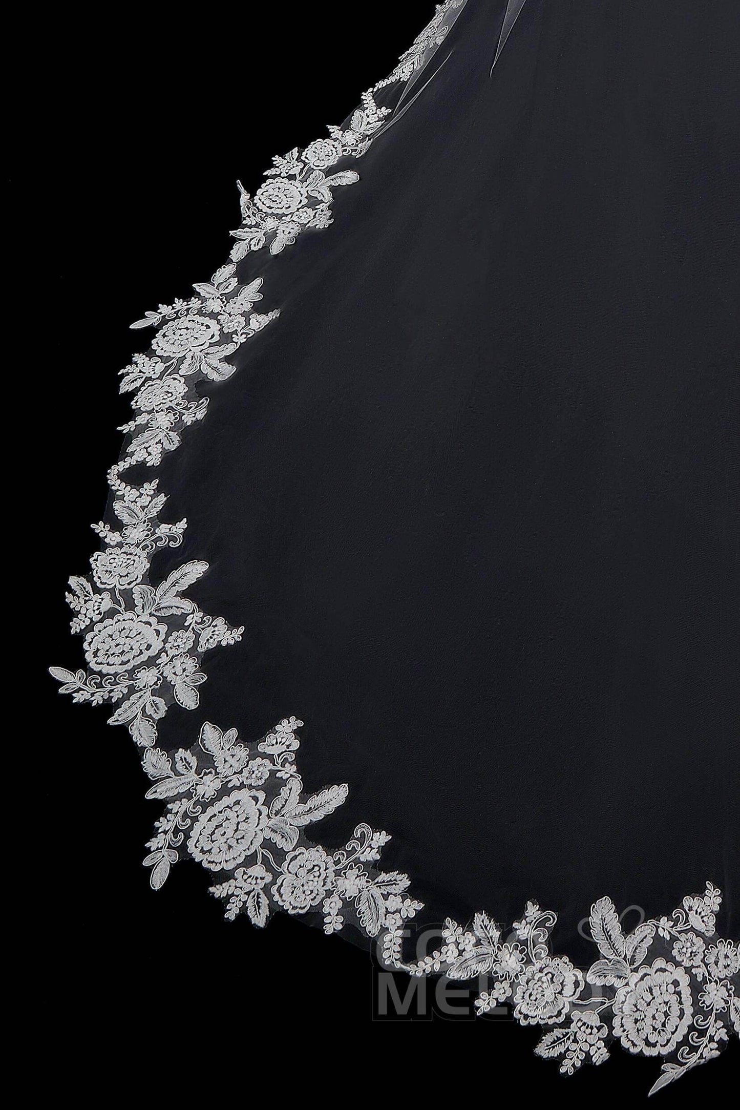 One-tier Lace Edge Tulle Hip Veils with Appliques AV180001 - COCOMELODY