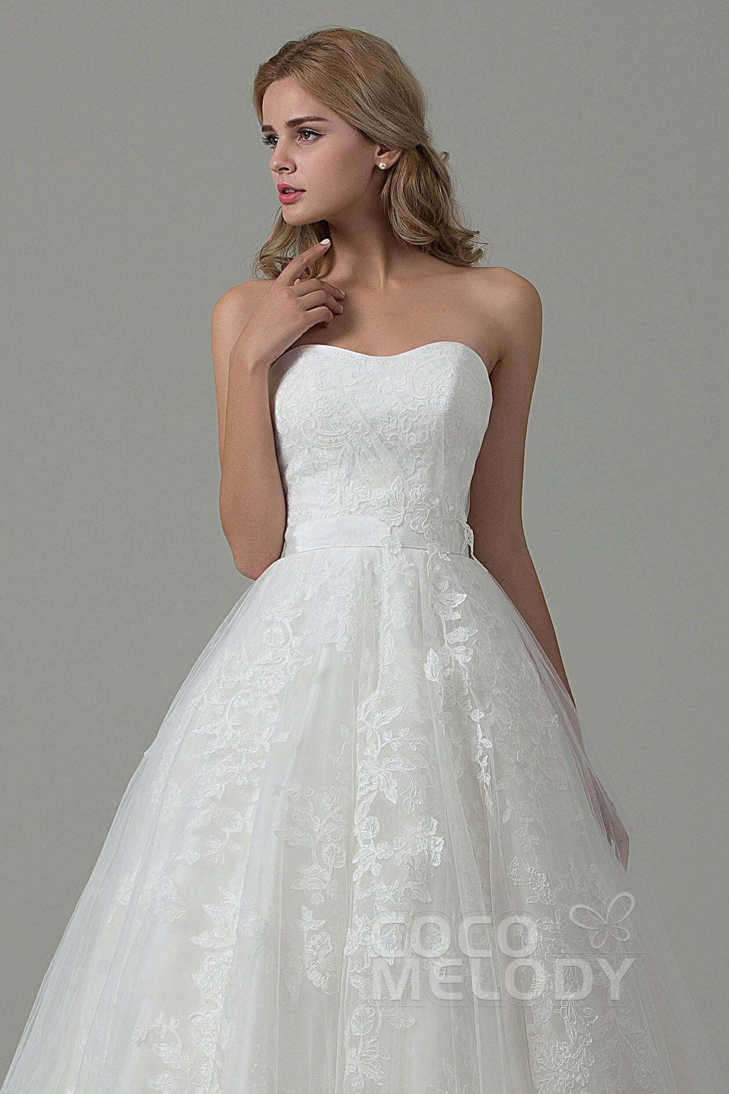 A-Line Court Train Tulle and Lace Wedding Dress B14E3A024 - COCOMELODY
