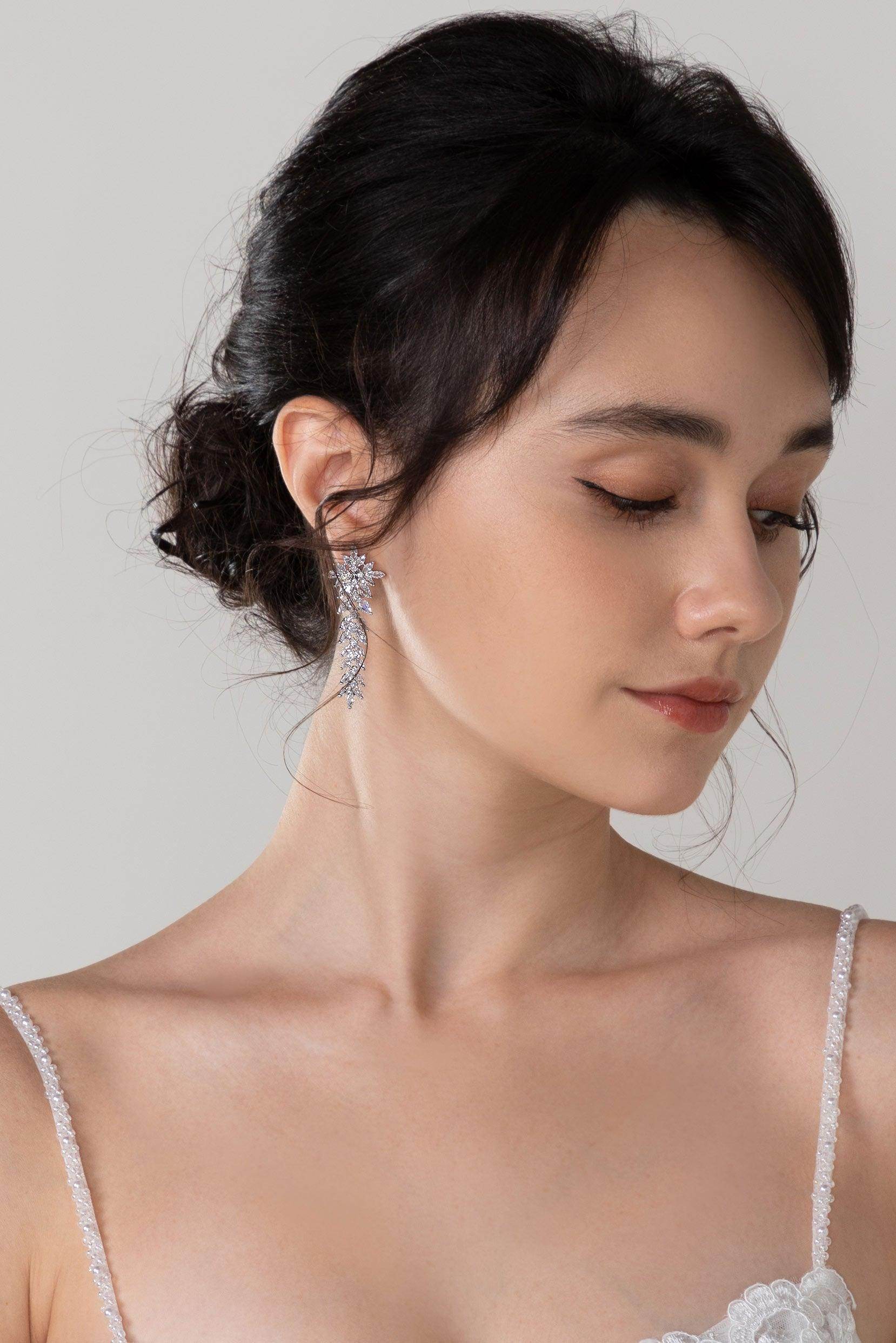 Copper Alloy Earrings with Zircon CE0132 - COCOMELODY