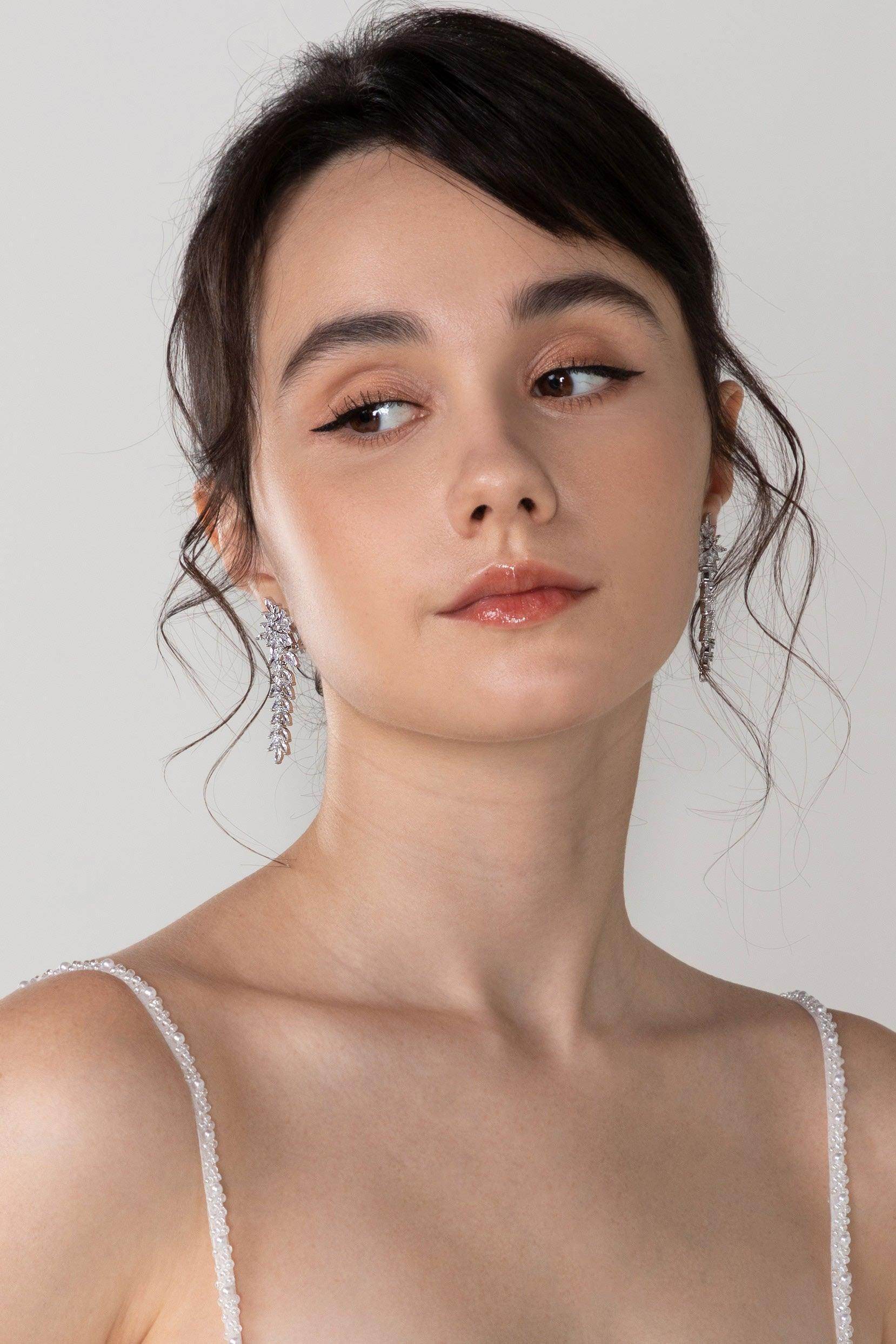 Copper Alloy Earrings with Zircon CE0132 - COCOMELODY