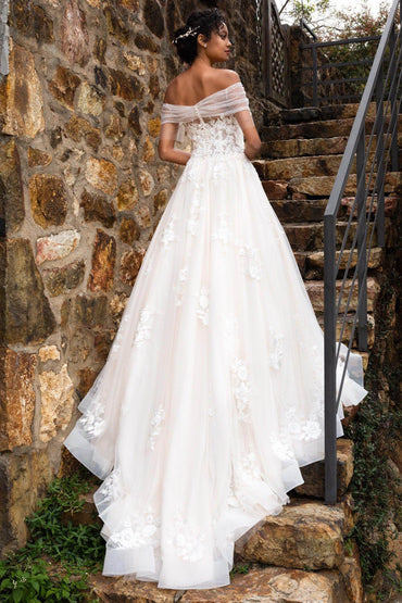 A-Line Court Train Tulle Wedding Dress CW2355 - COCOMELODY