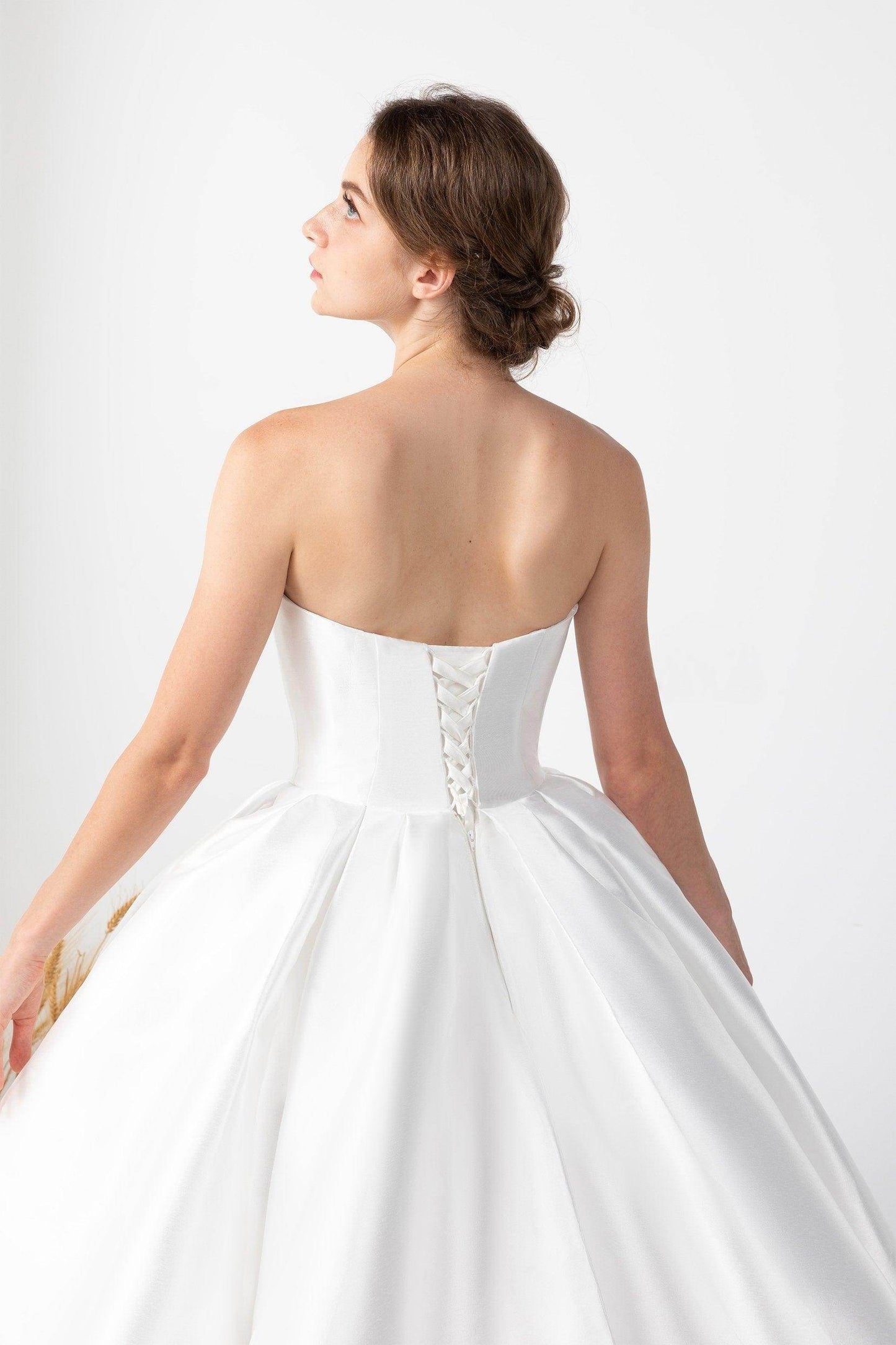 Princess Court Train Mikado Wedding Dress CW2520 - COCOMELODY