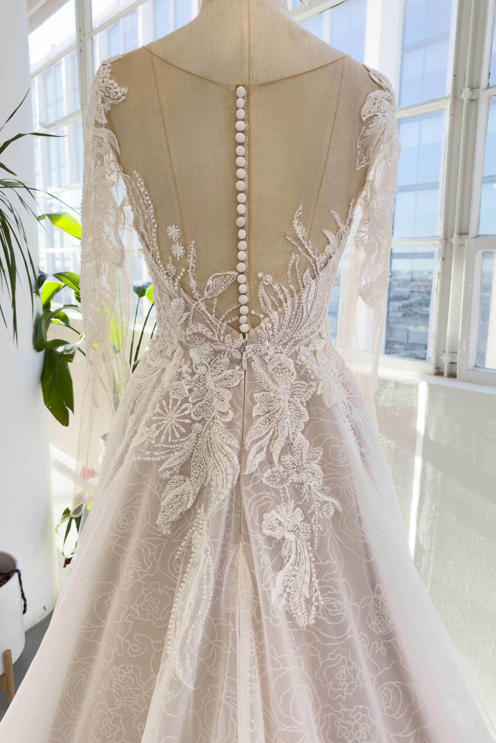 A-Line Court Train Sparkle Lace Wedding Dress CW3003 - COCOMELODY