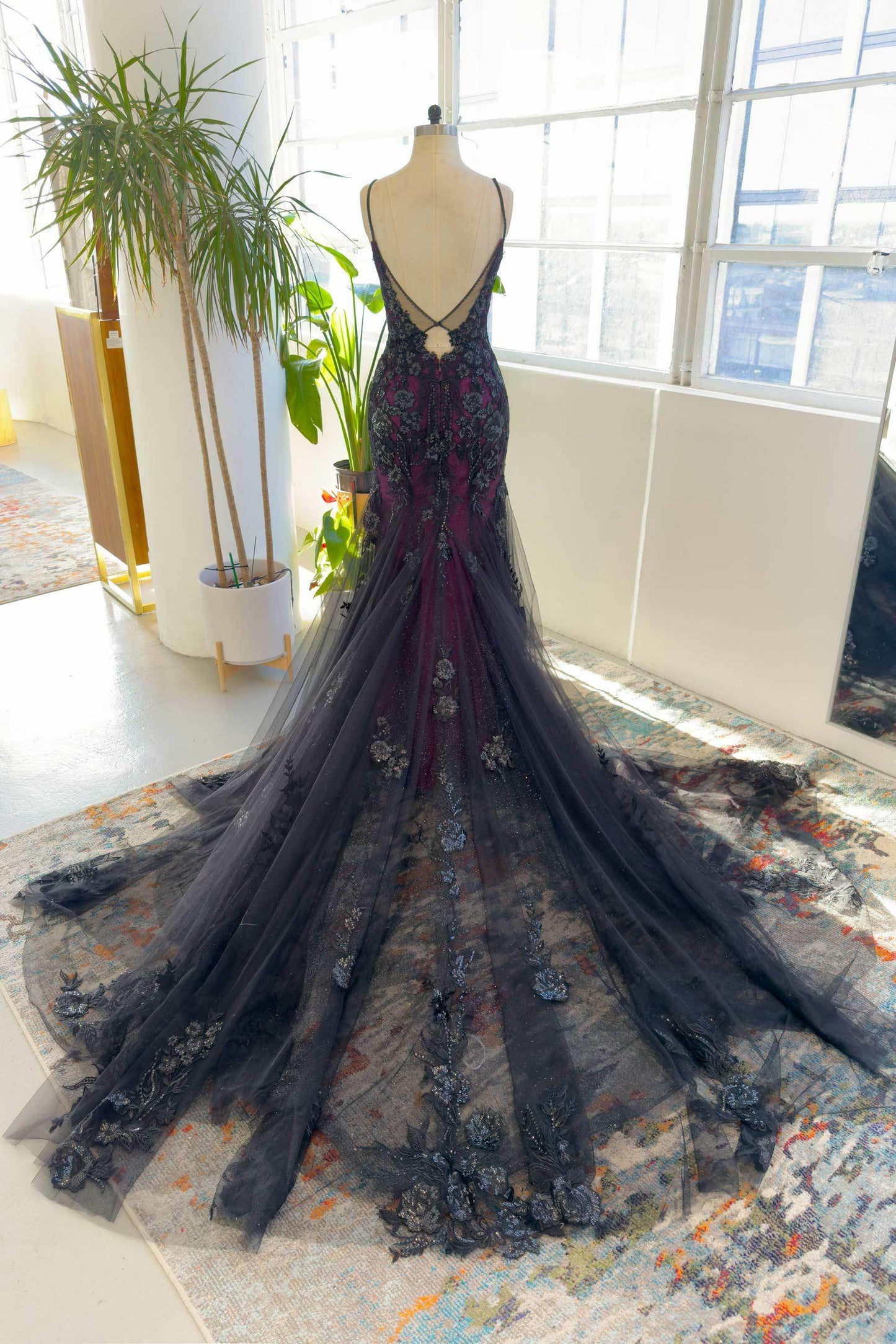 Trumpet-Mermaid Court Train Lace Tulle Wedding Dress CW3008 - COCOMELODY