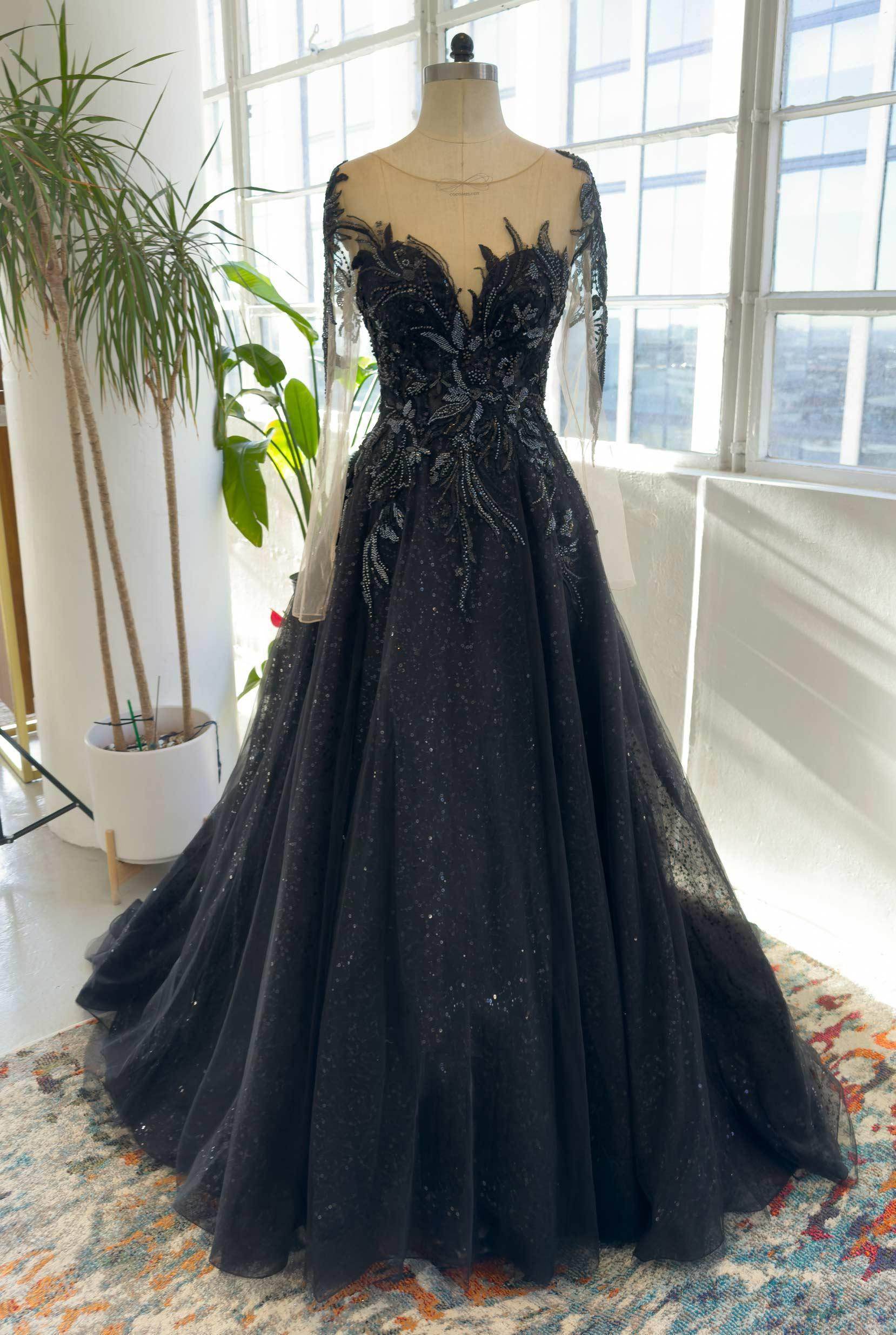 A-Line Court Train Sparkle Tulle Long Sleeve Wedding Dress COCOMELODY CW3010CR A-Line Court Train Sparkle Tulle Long Sleeve Wedding Dress COCOMELODY CW3010CR