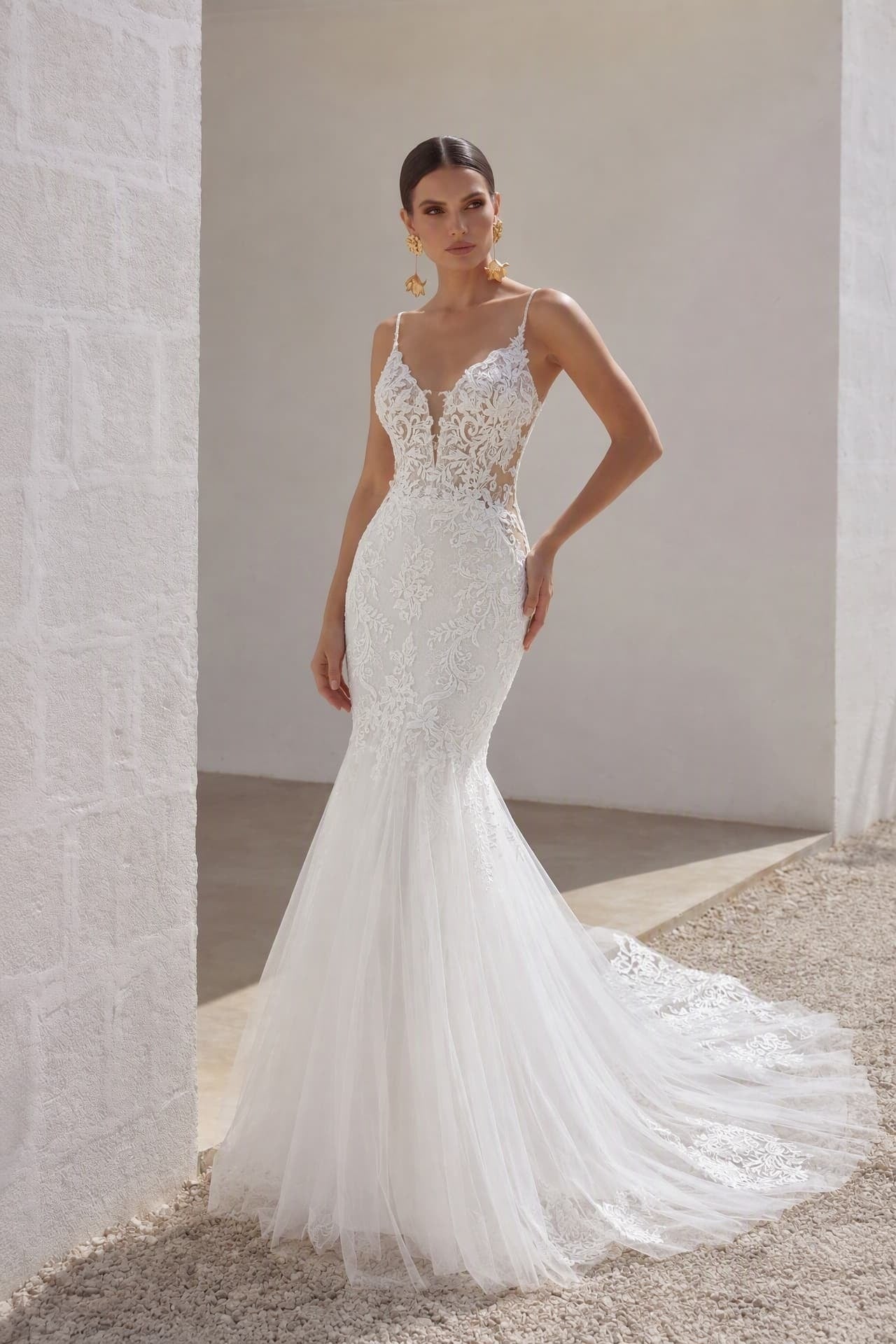 Spaghetti Strap Trumpet Mermaid Wedding Dress Tulle Lace Appliques Court Train COCOMELODY CW3269, 45 Days / Ivory / US10-UK12-EUR40
