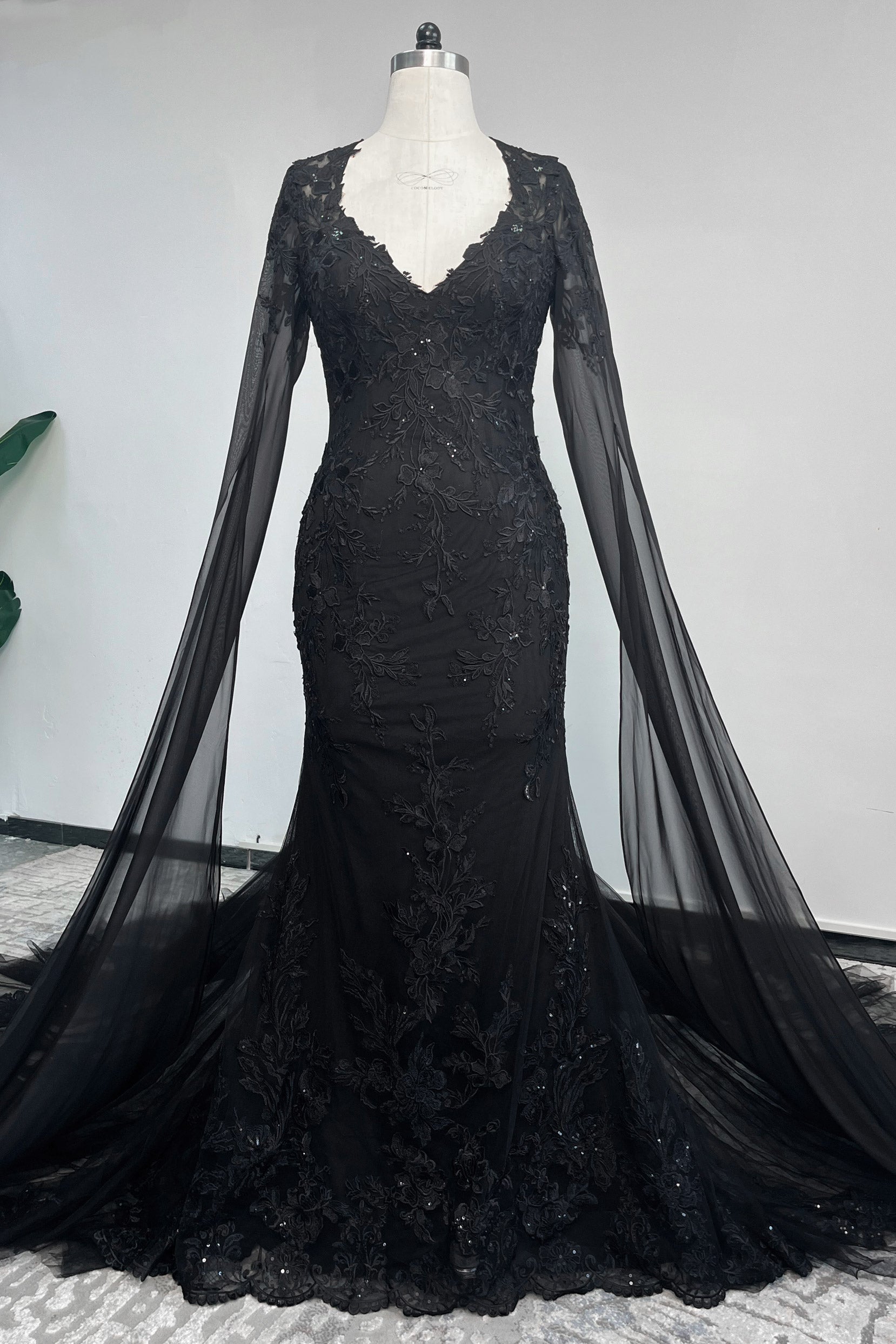 Mermaid V-Neck Natural Chapel Train Lace Tulle Modest Wedding Dress COCOMELODY CW3279, 45 Days / Ivory / US6-UK8-EUR36 Mermaid V-Neck Natural Chapel Train Lace Tulle Modest Wedding Dress COCOMELODY CW3279, 45 Days / Ivory / US6-UK8-EUR36