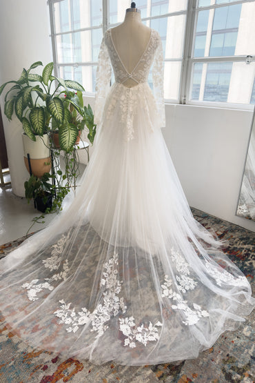 A-Line Court Train Lace Tulle Wedding Dress CW2994