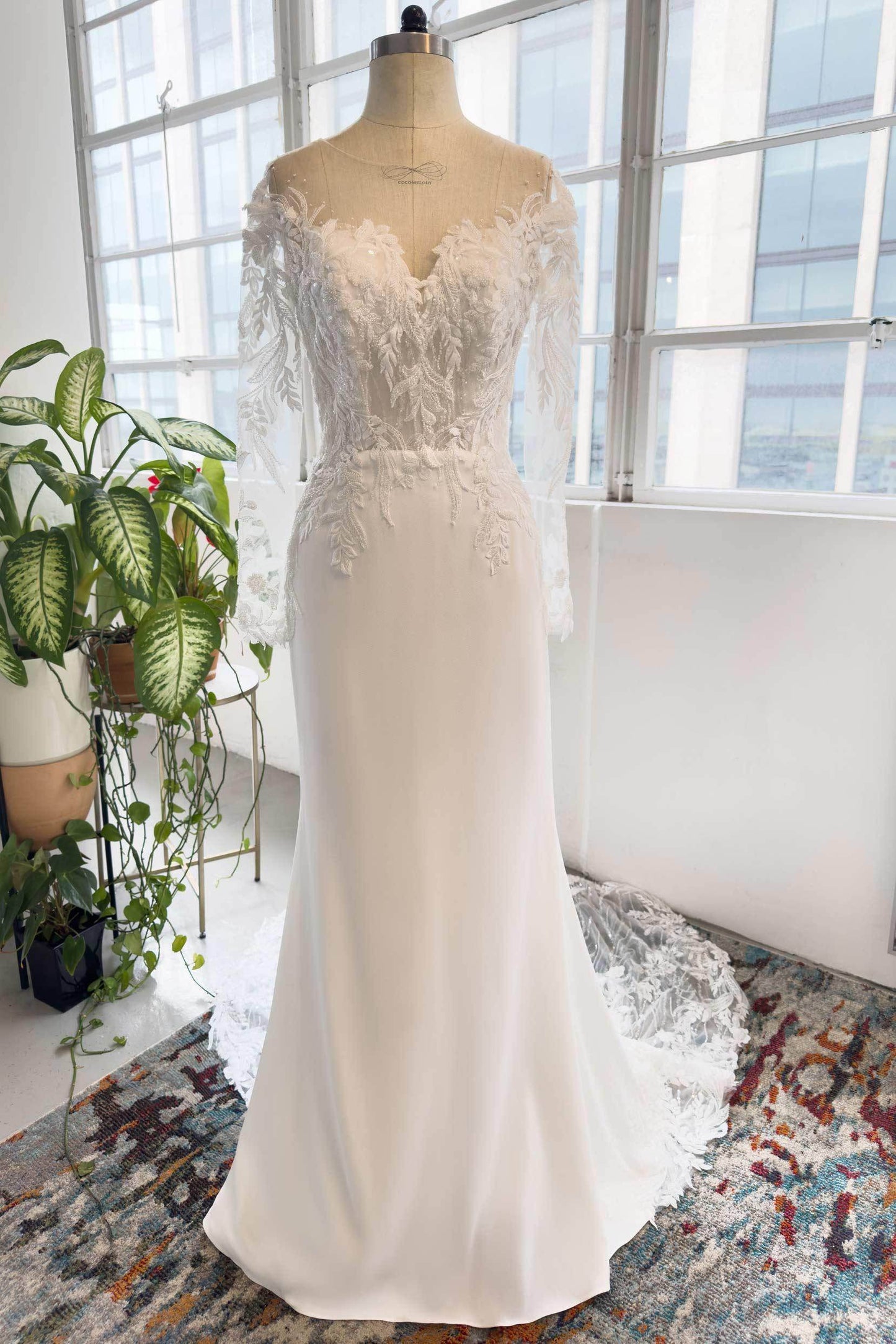 Trumpet-Mermaid Chapel Train Lace Wedding Dress CW2995 - COCOMELODY