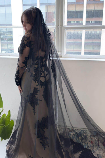 One-tier Lace Edge Lace Tulle Cathedral Veils with Appliques CV0337 - COCOMELODY