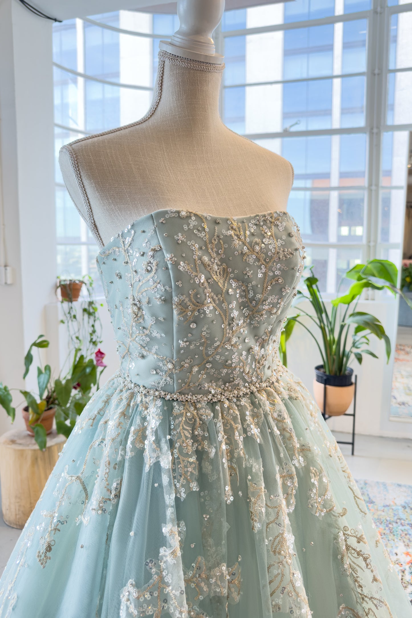 Princess Chapel Train Lace Tulle Wedding Dress CW3070