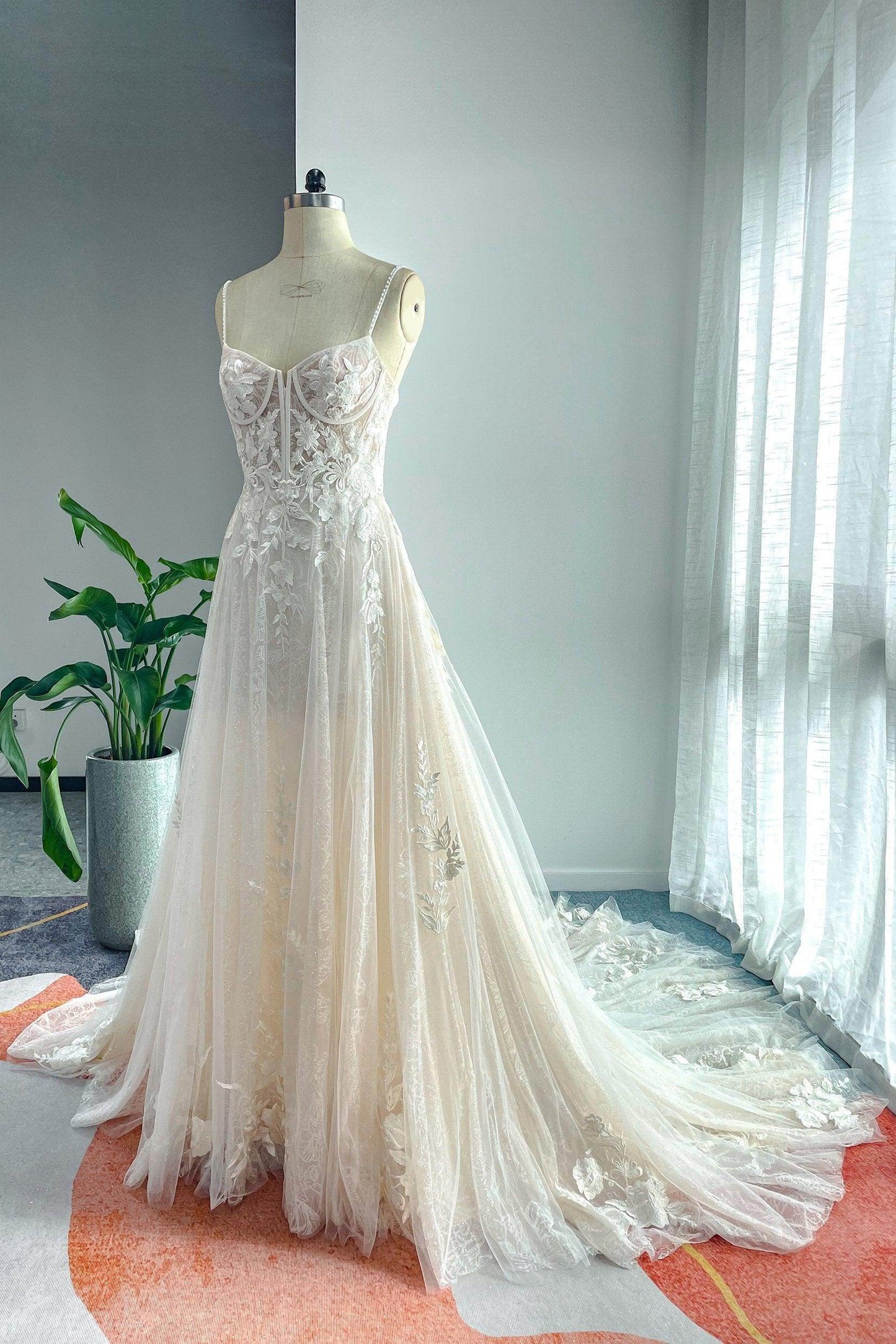 A-Line Court Train Lace Tulle Wedding Dress CW3140 - COCOMELODY