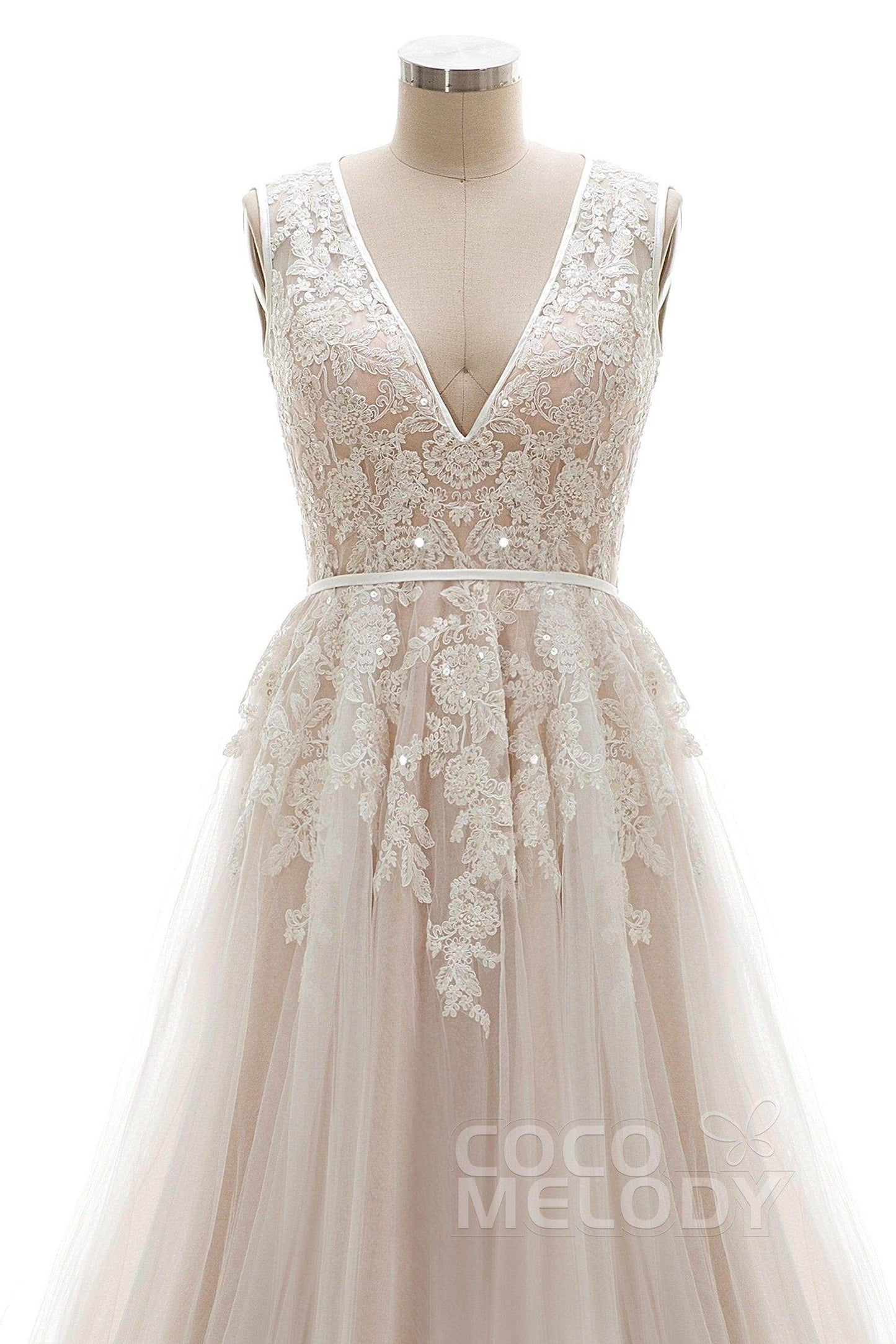 A-Line Court Train Tulle and Lace Wedding Dress LD3932 - COCOMELODY
