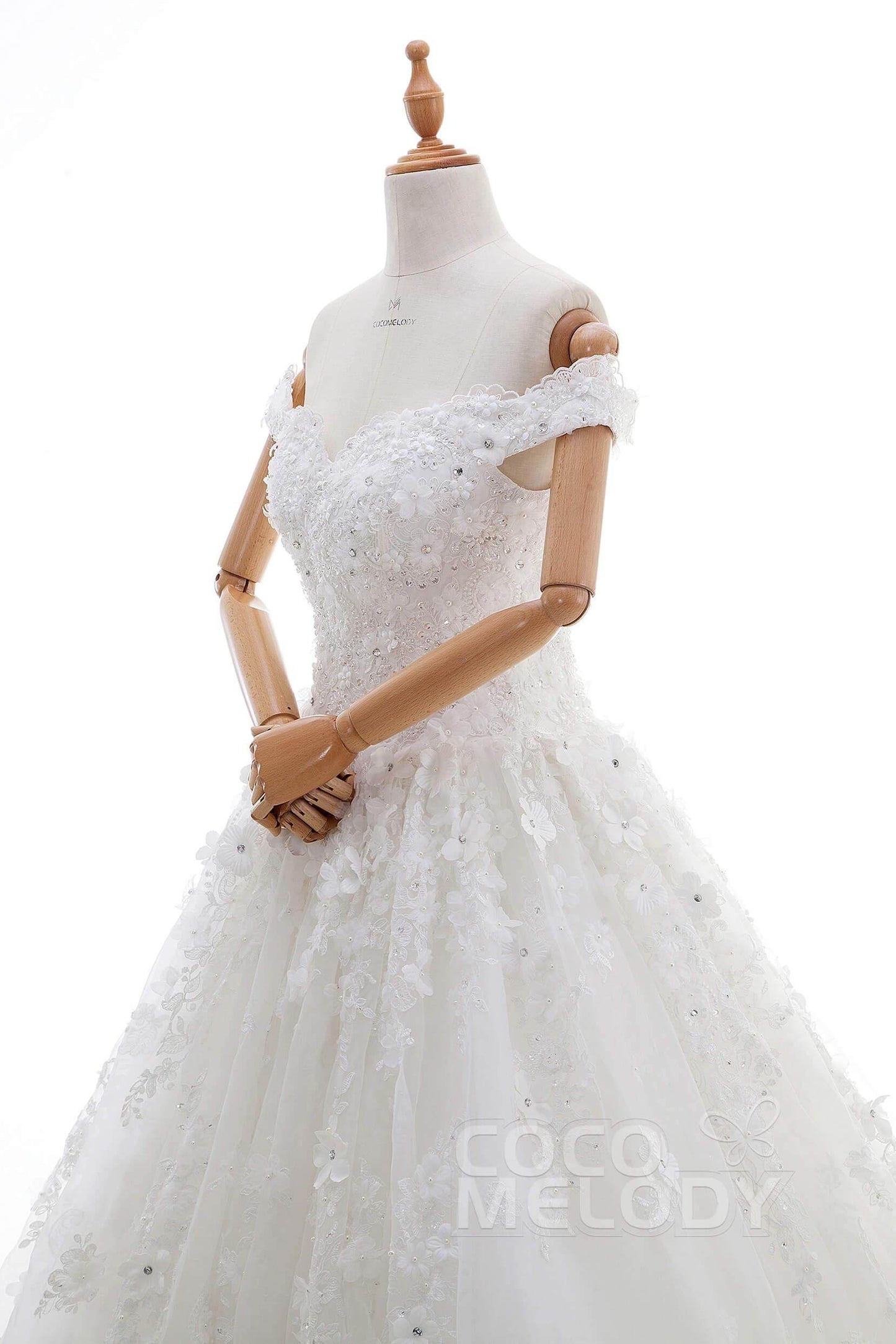 Princess Cathedral Train Tulle and Lace Wedding Dress LD4349 - COCOMELODY