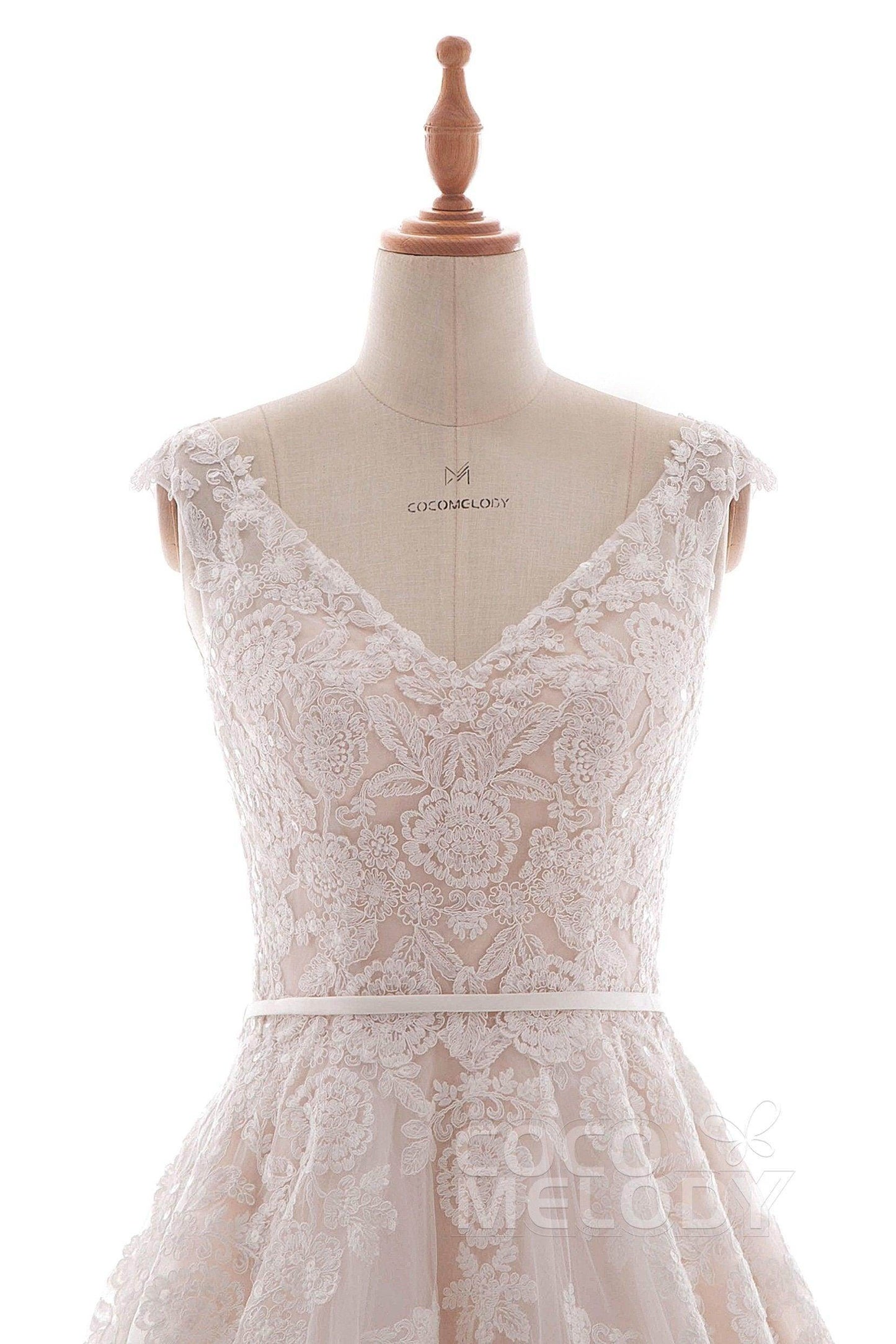 A-Line Court Train Lace and Tulle Wedding Dress LD4395 - COCOMELODY